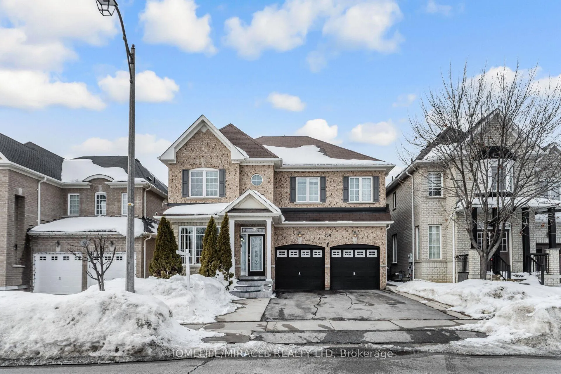 Photo 5 of 430 Father Tobin Road, Brampton, Sandringham-Wellington — HOMEH