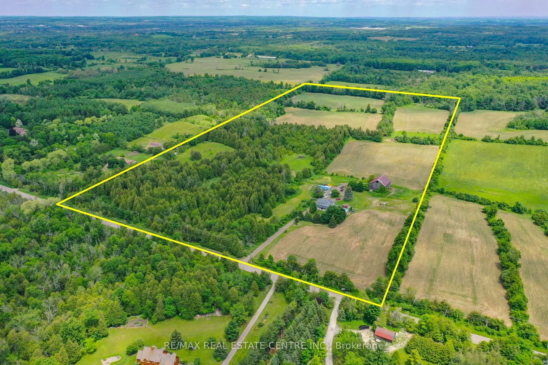 Photo 1 of 12097 6th Nassagaweya Line, Milton, Rural Nassagaweya — HOMEH