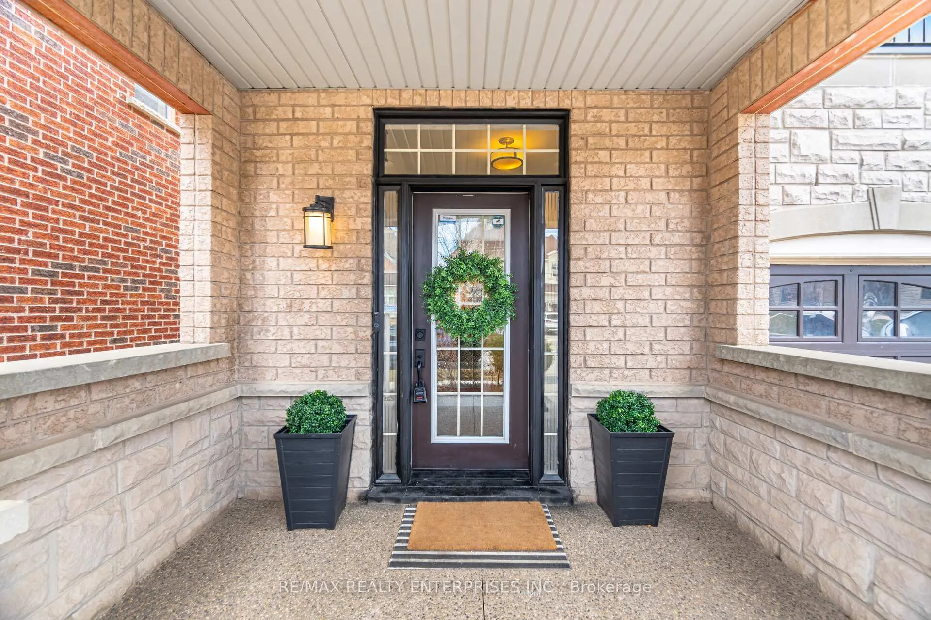 Photo 3 of 3356 Hiscott Avenue, Burlington, Alton — HOMEH
