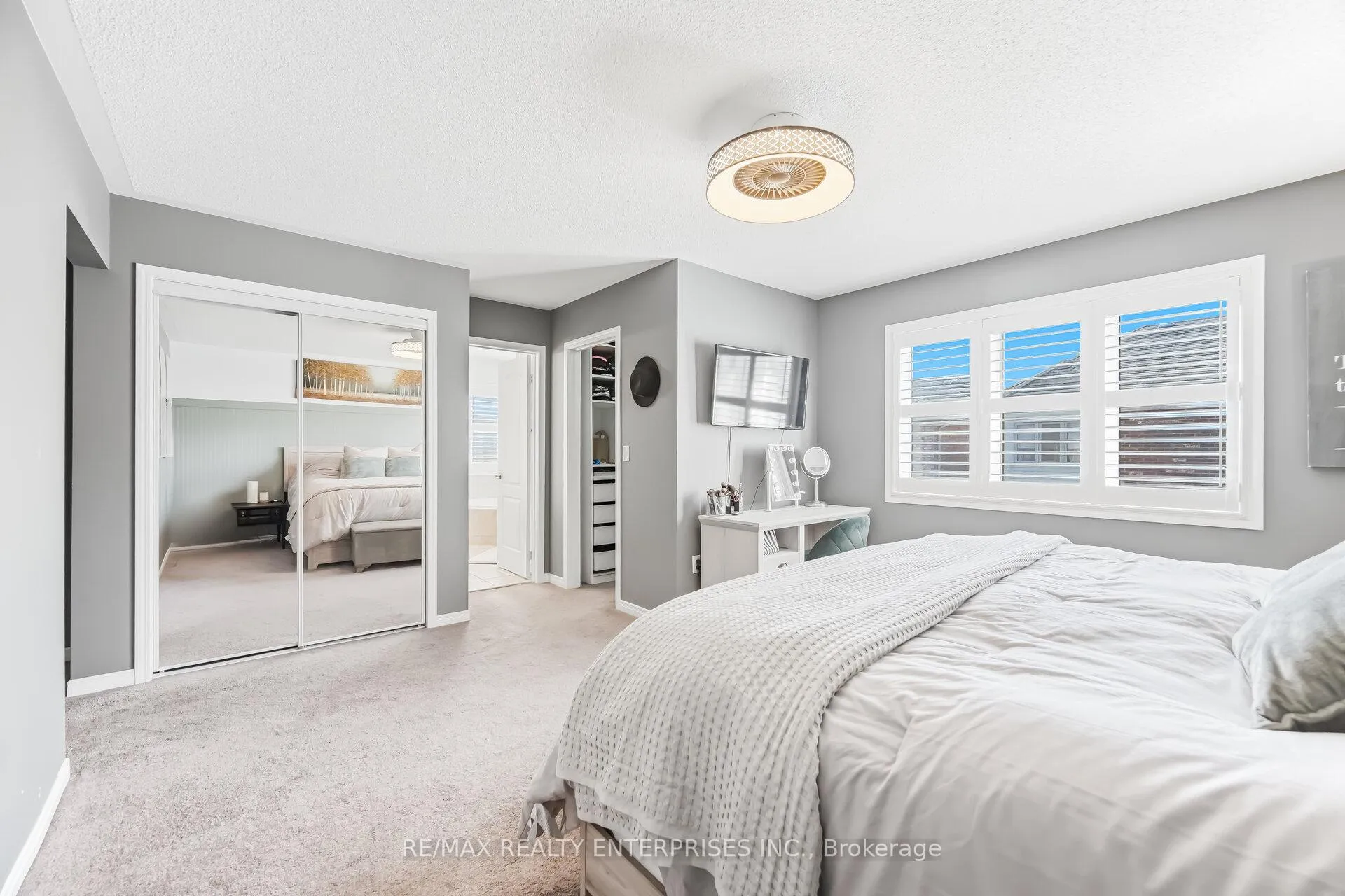 Photo 18 of 3356 Hiscott Avenue, Burlington, Alton — HOMEH