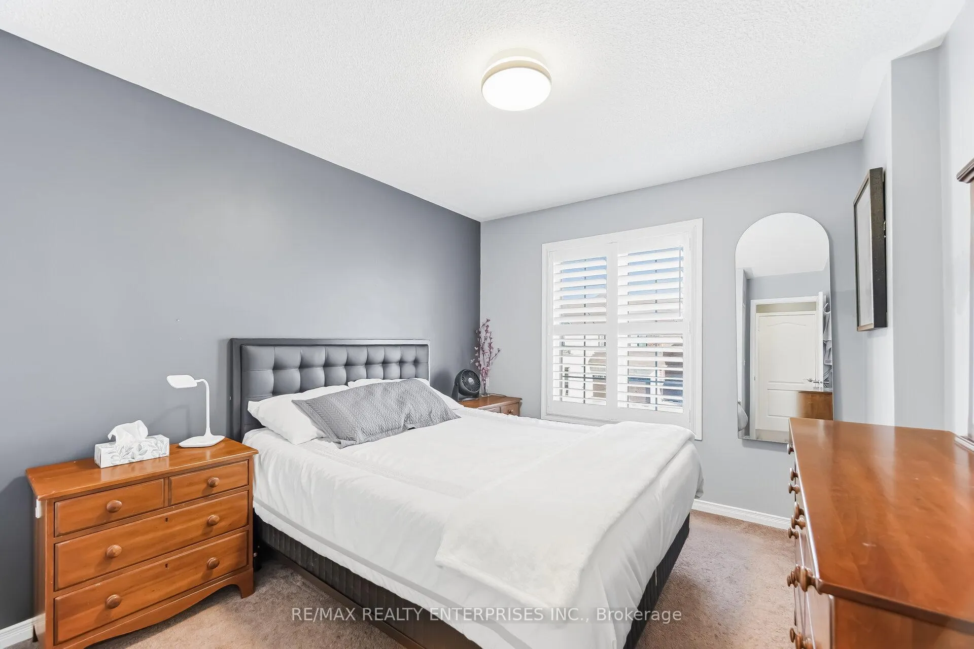 Photo 24 of 3356 Hiscott Avenue, Burlington, Alton — HOMEH