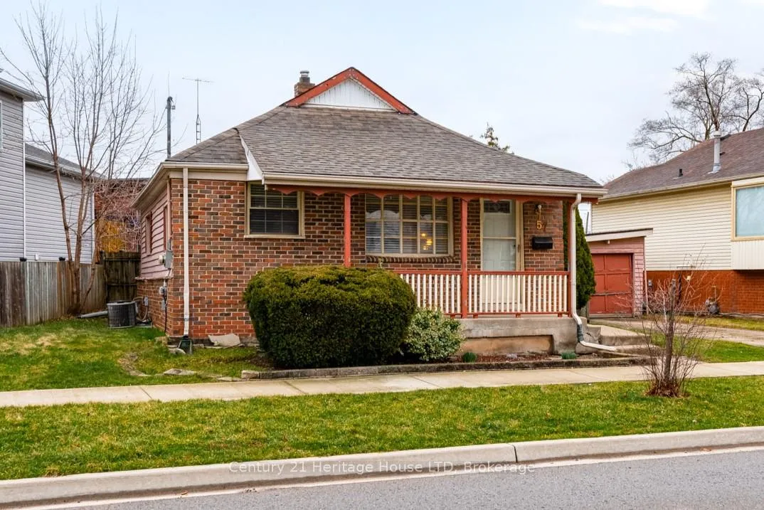 Photo 3 of 57 Leeper Street, St. Catharines, Western Hill — HOMEH