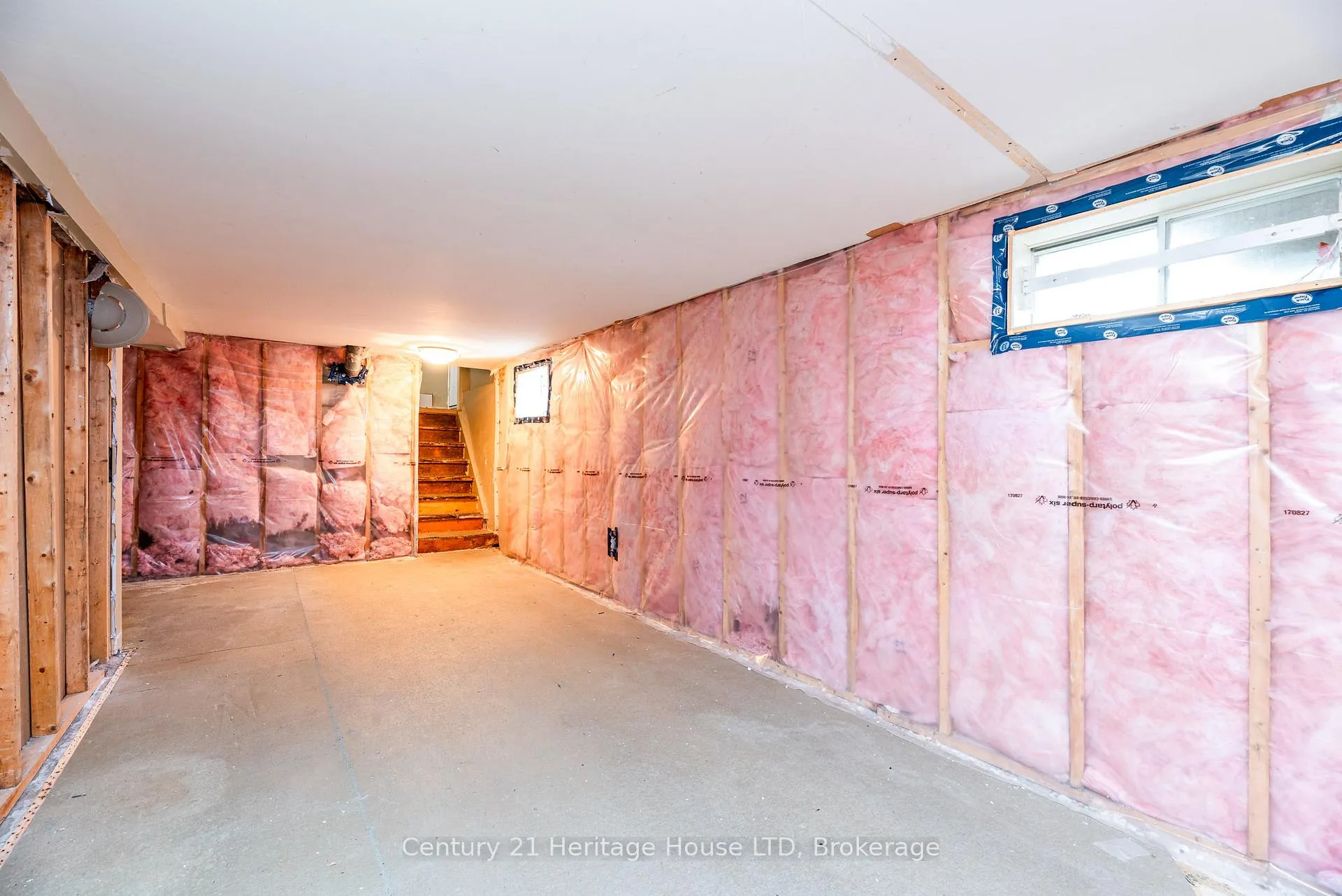 Photo 19 of 57 Leeper Street, St. Catharines, Western Hill — HOMEH
