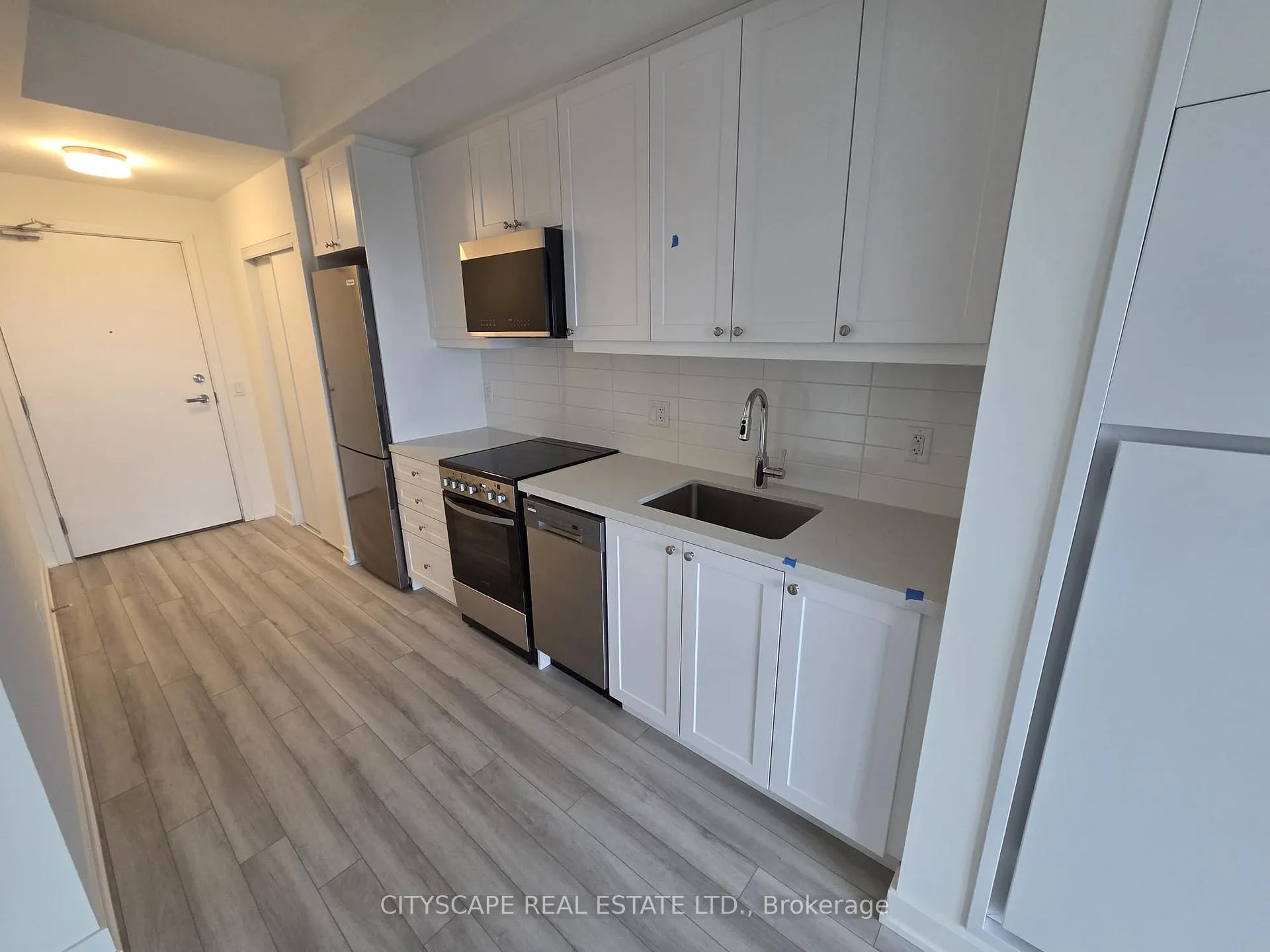Photo 2 of Unit 903, 51 Clarington Boulevard, Clarington, Bowmanville — HOMEH