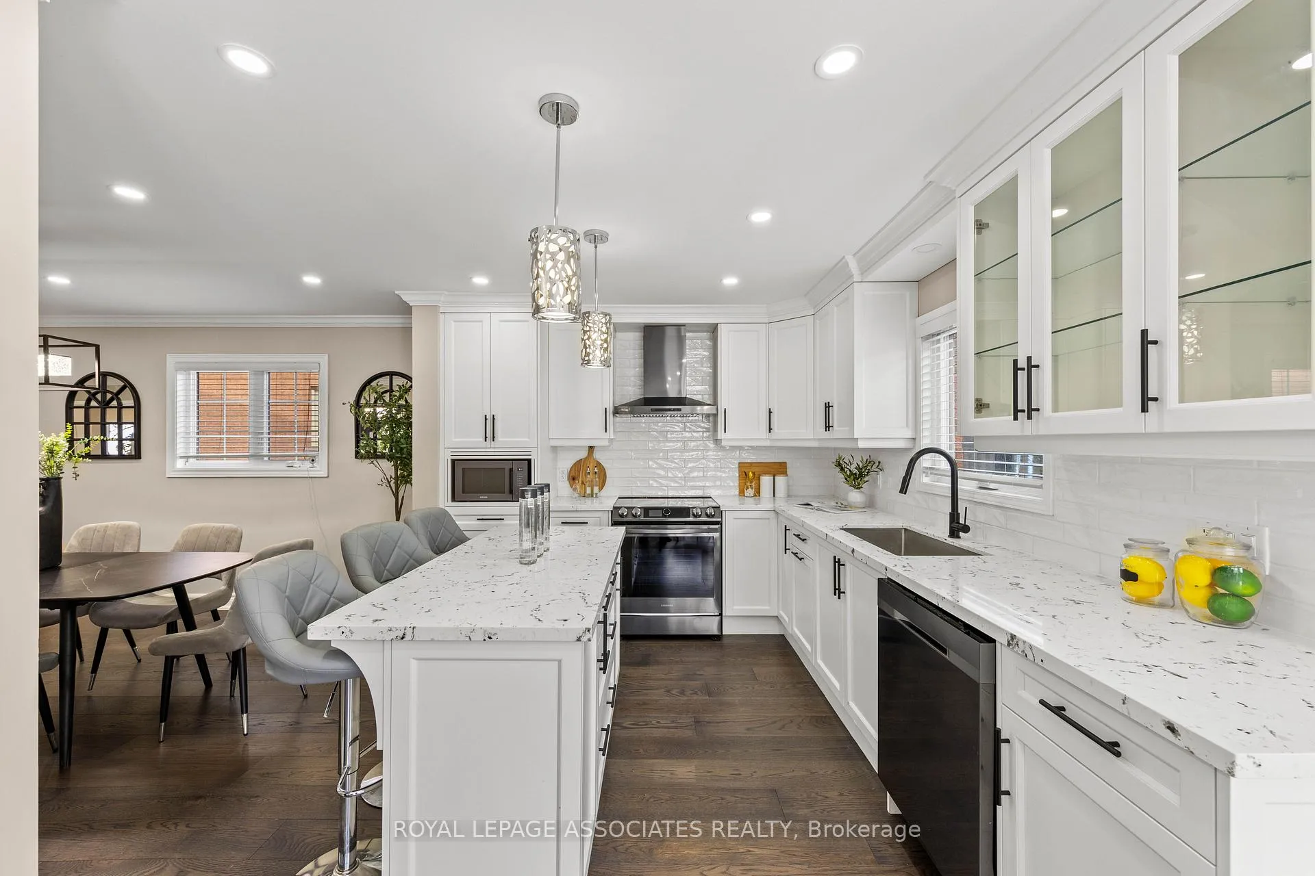 Photo 10 of 33 Hutton Crescent, Caledon, Rural Caledon — HOMEH