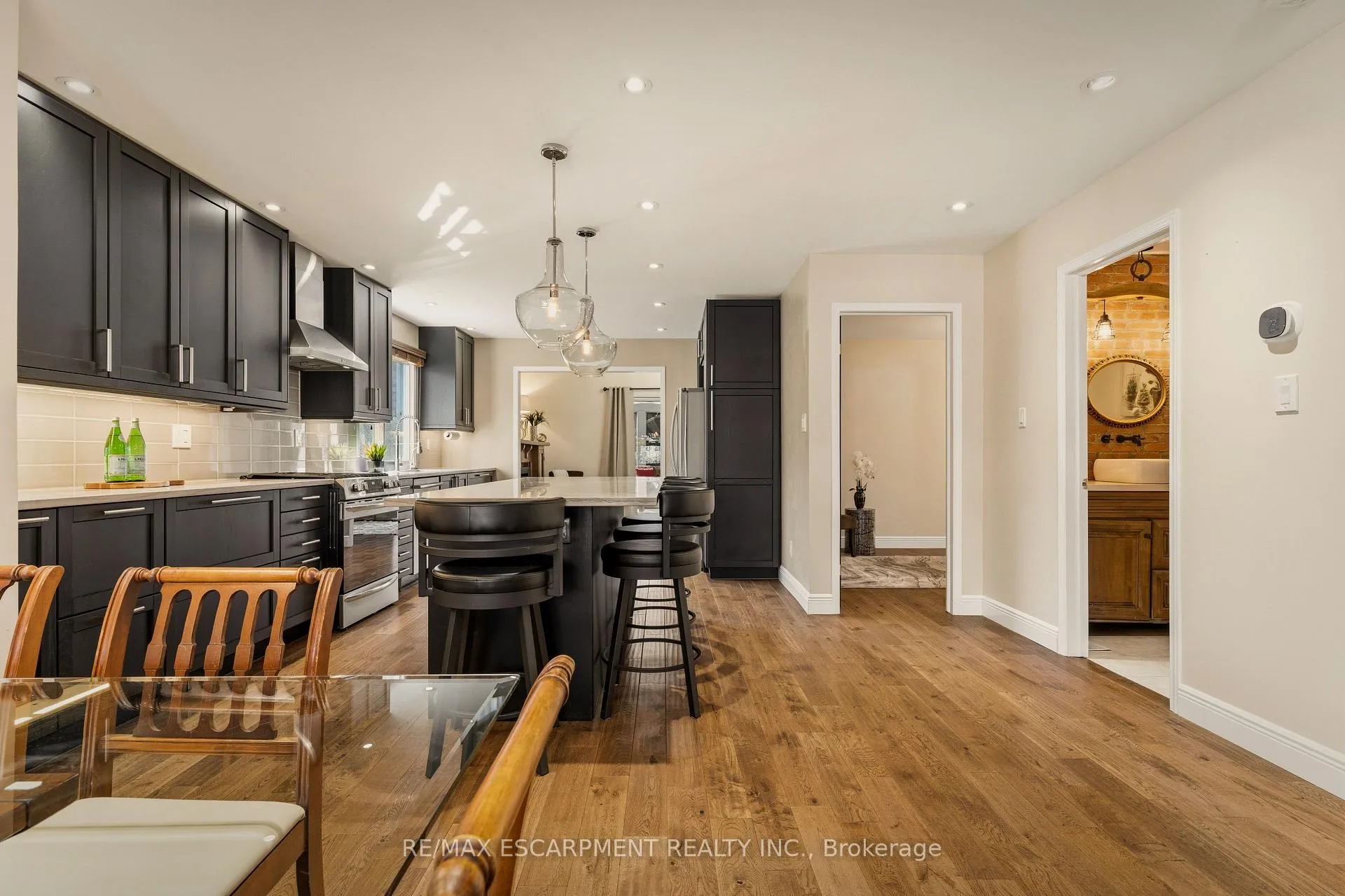Photo 7 of 25 Linington Trail, Hamilton, Dundas — HOMEH