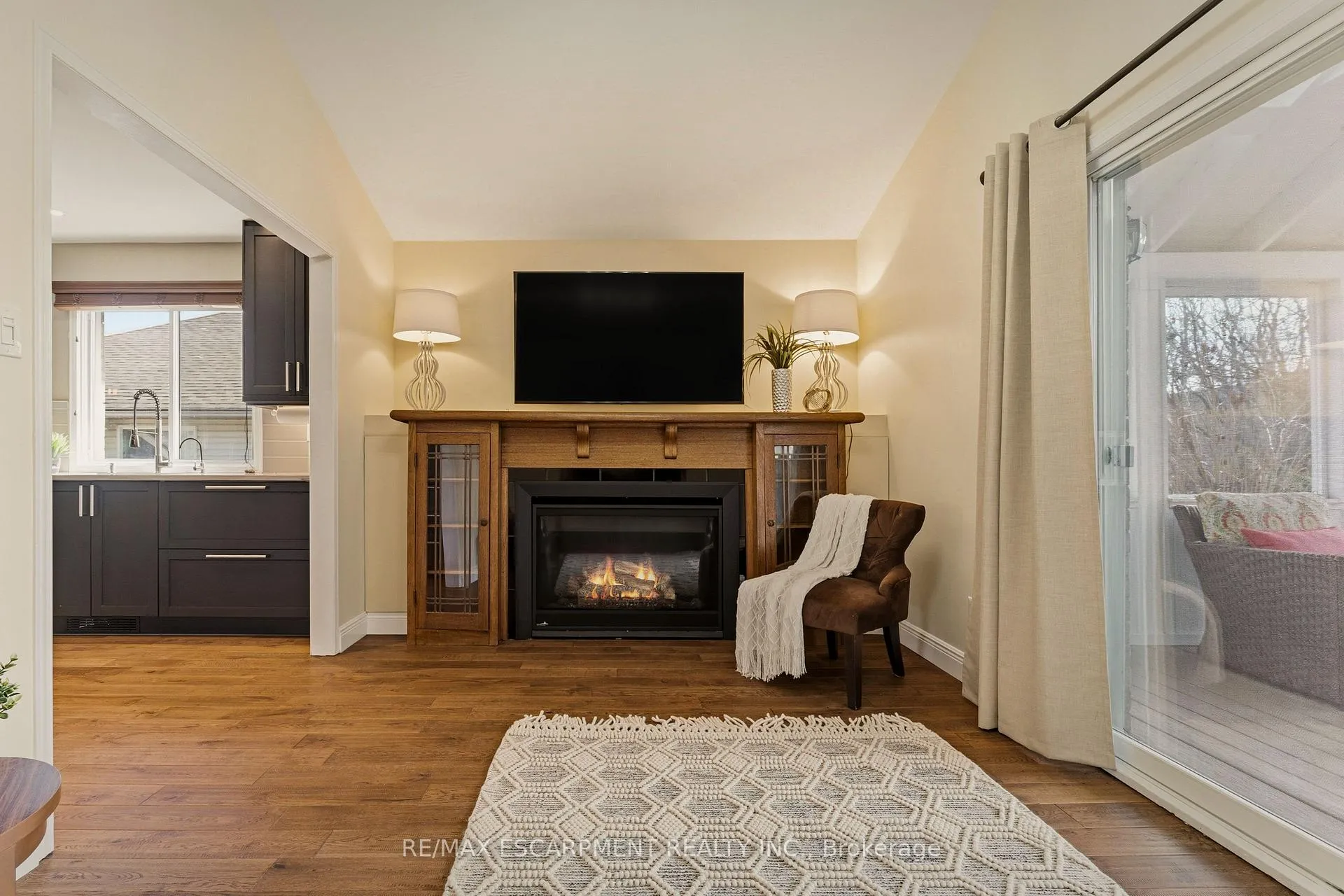 Photo 14 of 25 Linington Trail, Hamilton, Dundas — HOMEH