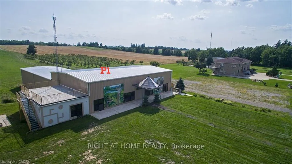 Photo 3 of 568 Ridge Road, Hamilton, Rural Stoney Creek — HOMEH