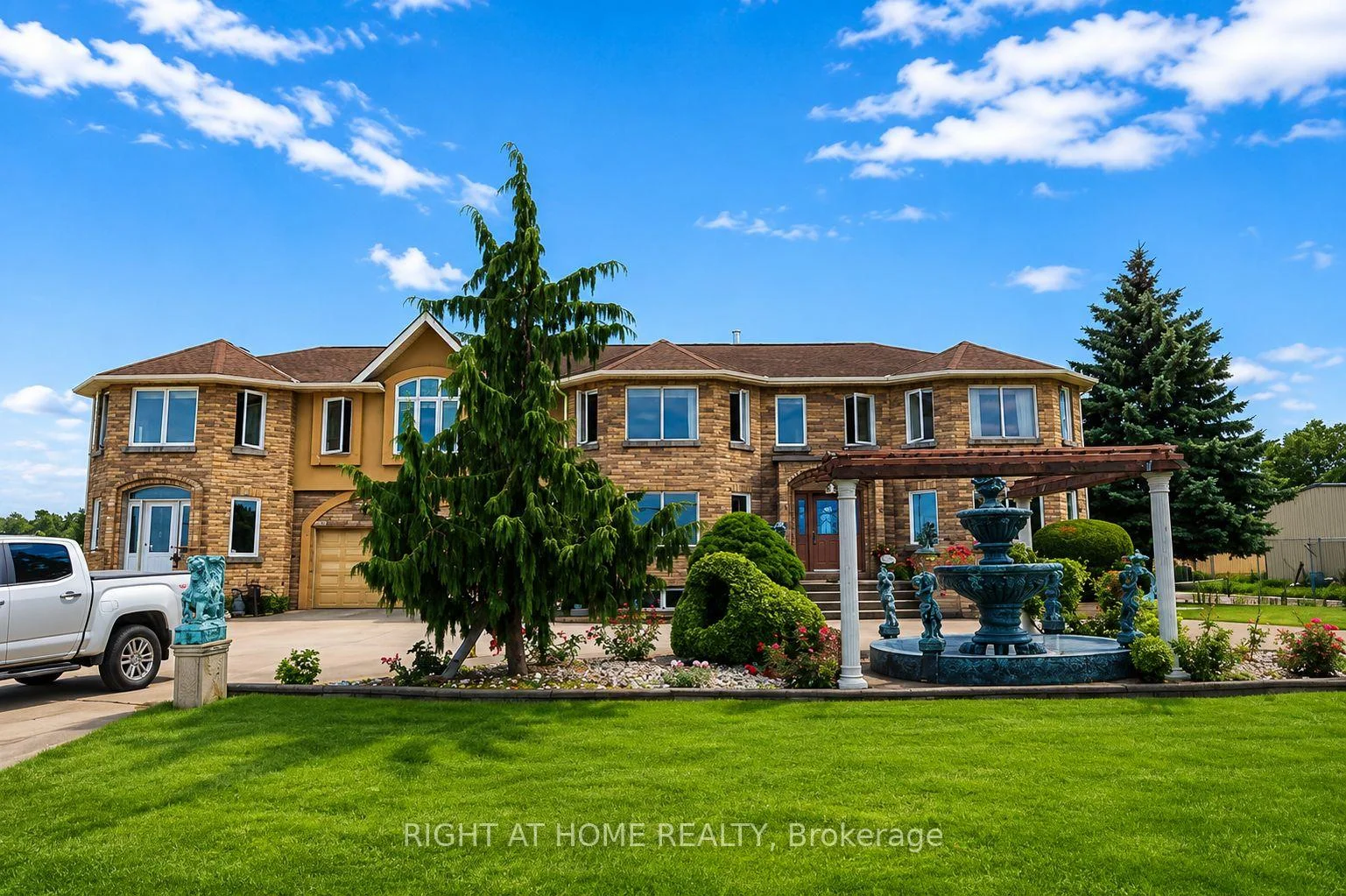 Photo 22 of 568 Ridge Road, Hamilton, Rural Stoney Creek — HOMEH