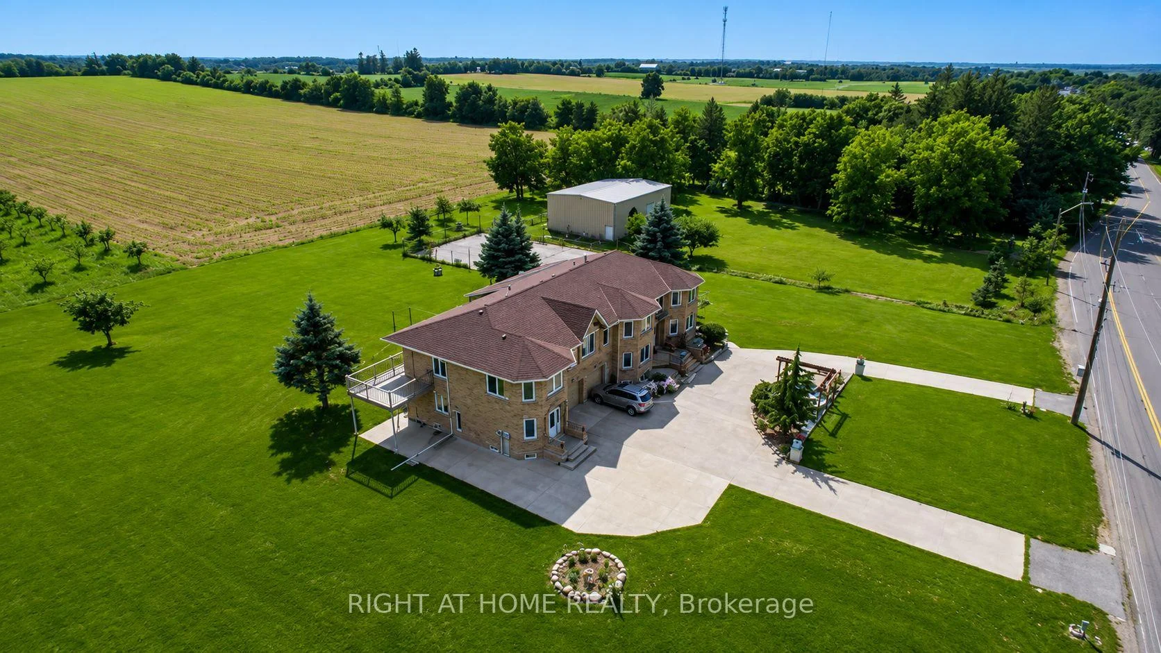 Photo 24 of 568 Ridge Road, Hamilton, Rural Stoney Creek — HOMEH