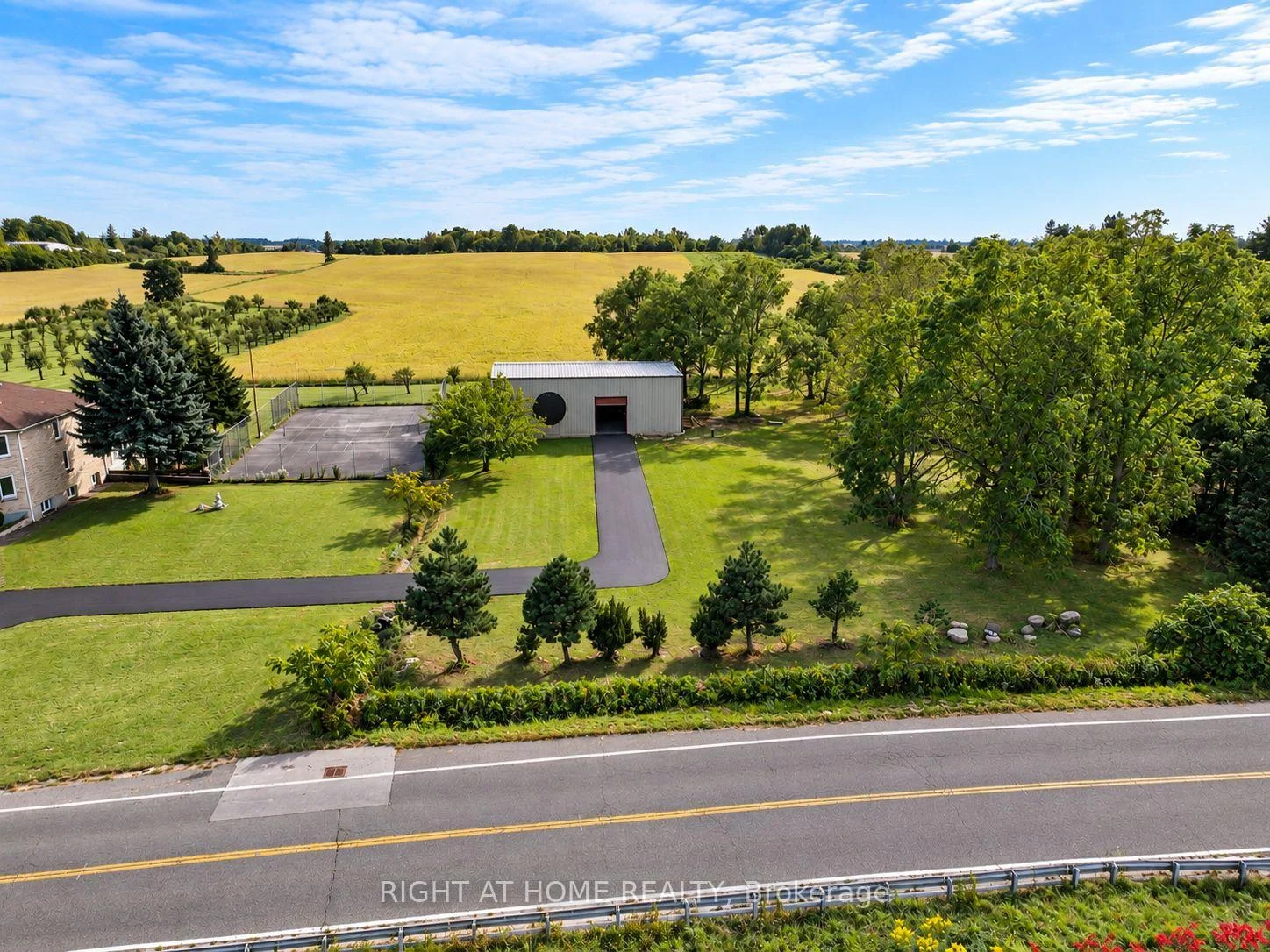 Photo 38 of 568 Ridge Road, Hamilton, Rural Stoney Creek — HOMEH