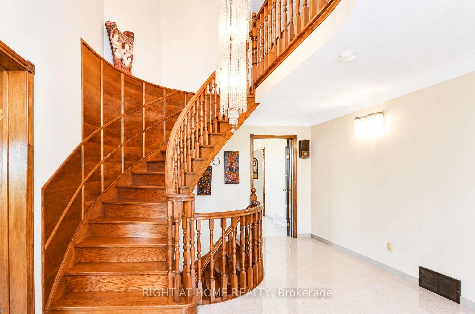 Photo 39 of 568 Ridge Road, Hamilton, Rural Stoney Creek — HOMEH
