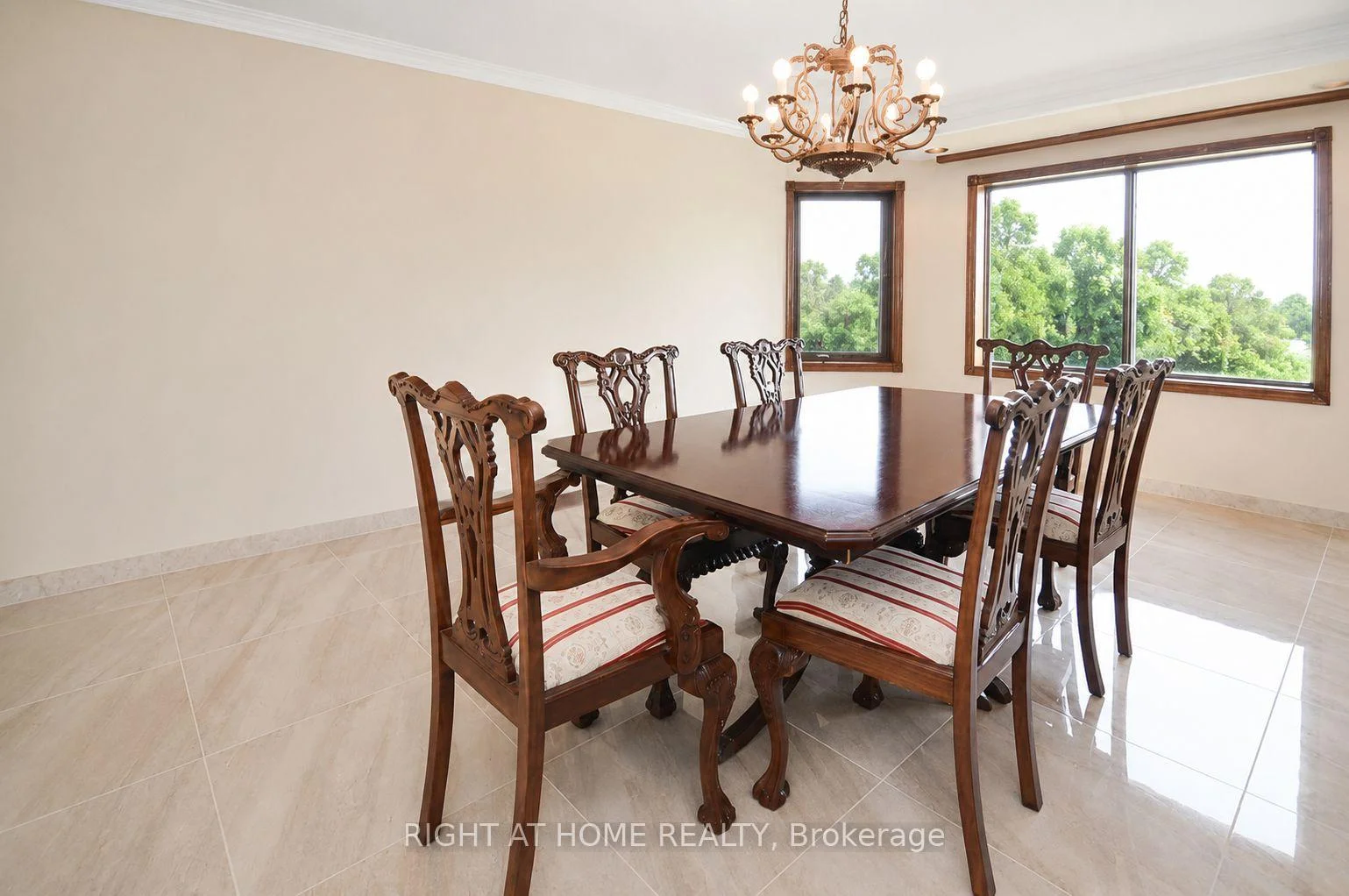 Photo 43 of 568 Ridge Road, Hamilton, Rural Stoney Creek — HOMEH