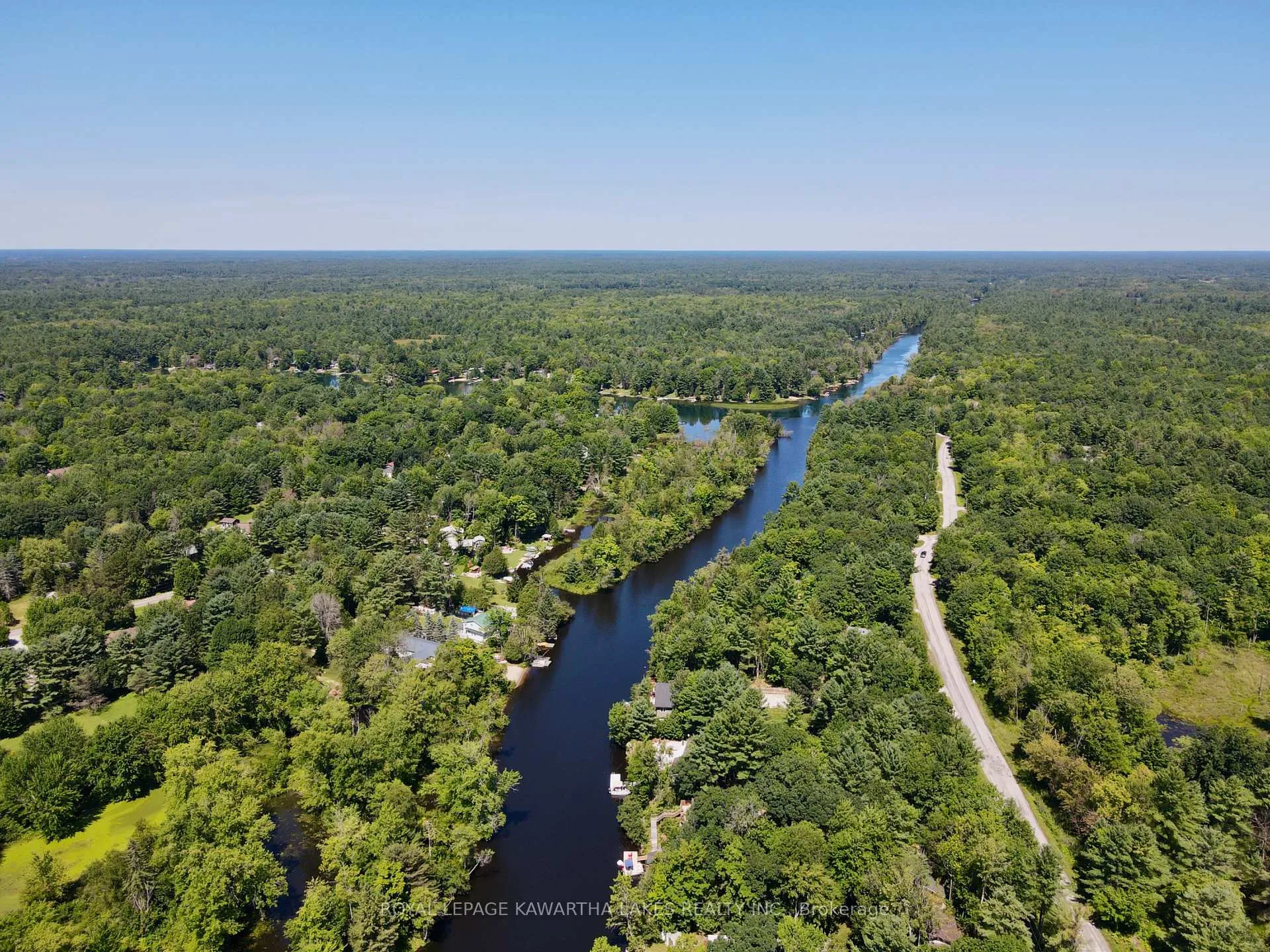 Photo 3 of 7692 Birch Drive, Ramara, Rural Ramara — HOMEH