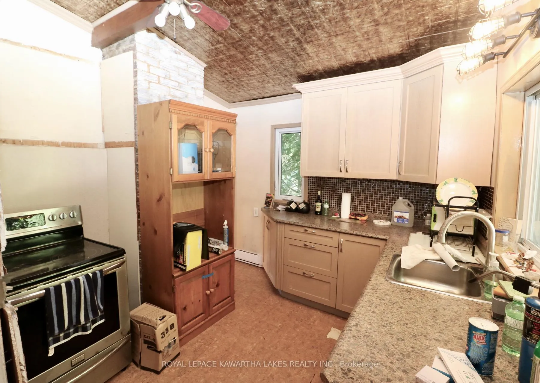 Photo 18 of 7692 Birch Drive, Ramara, Rural Ramara — HOMEH