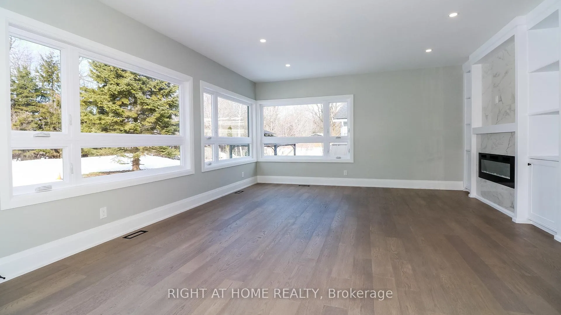 Photo 6 of 1012 Ferrier Avenue, Innisfil, Lefroy — HOMEH