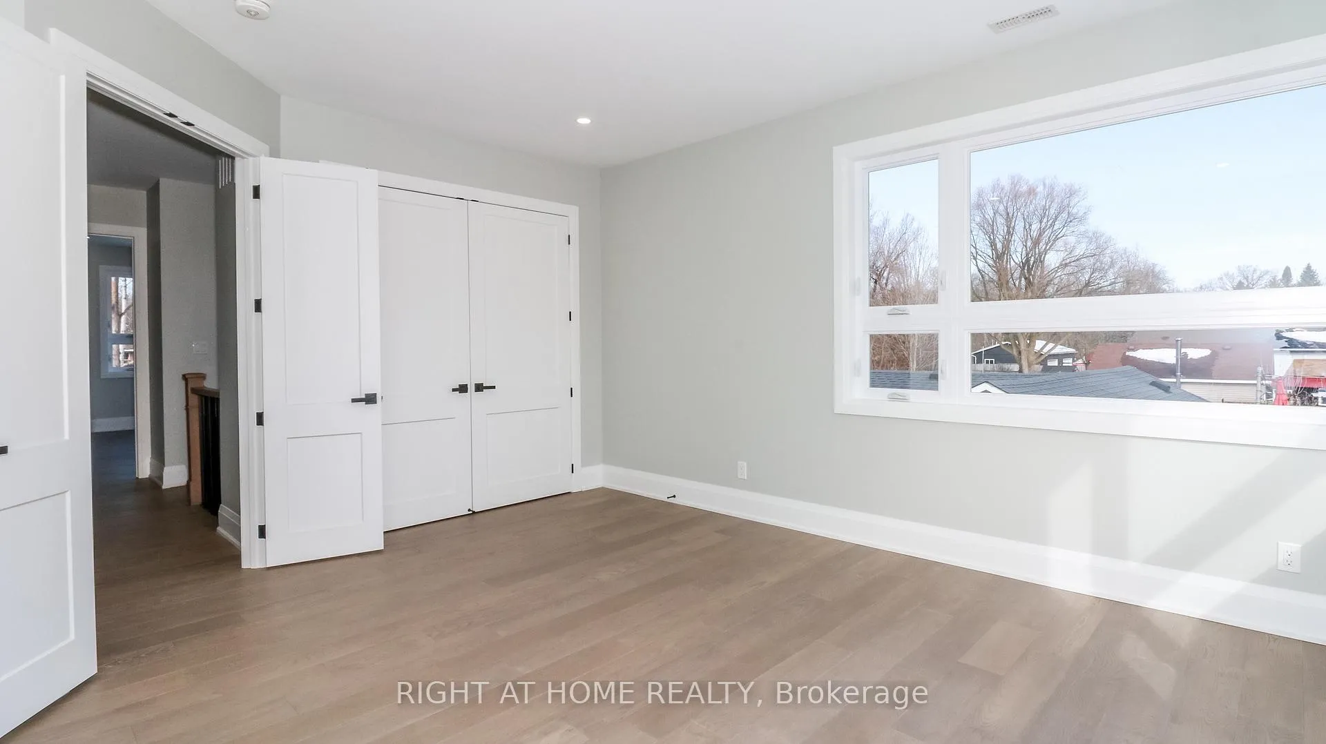 Photo 15 of 1012 Ferrier Avenue, Innisfil, Lefroy — HOMEH