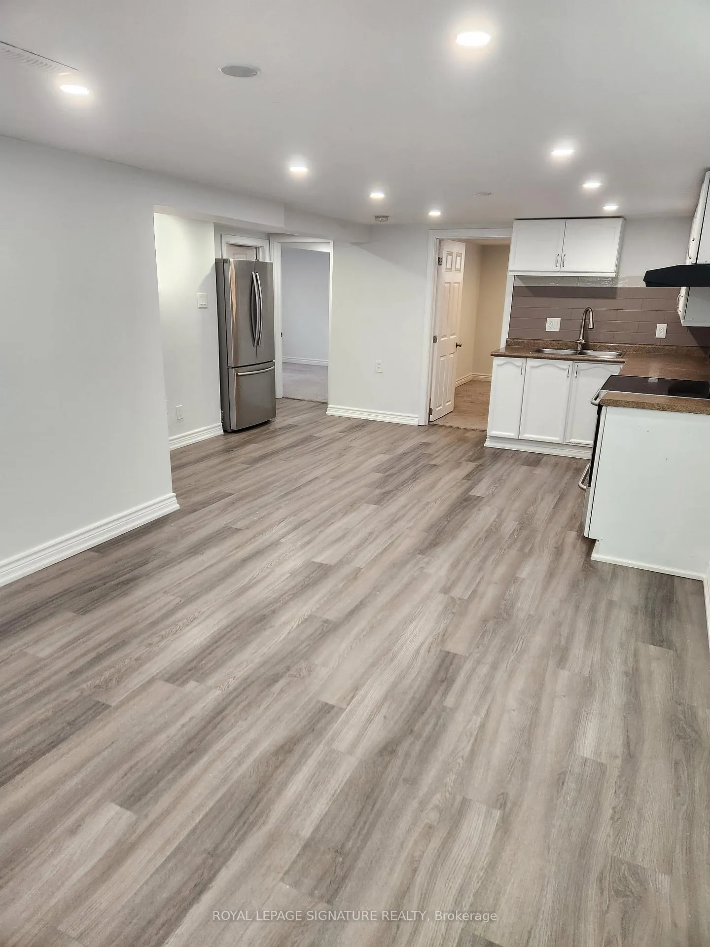 Photo 7 of 43 Mcintyre Crescent, Halton Hills, Georgetown — HOMEH