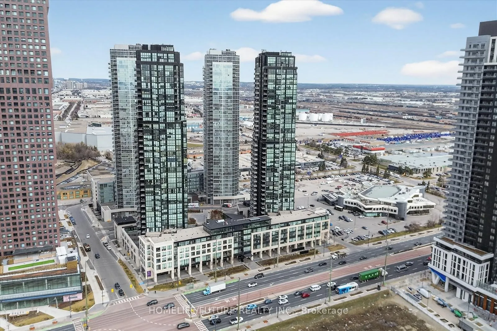 Photo 3 of Unit 1505, 2900 Highway 7, Vaughan, Concord — HOMEH