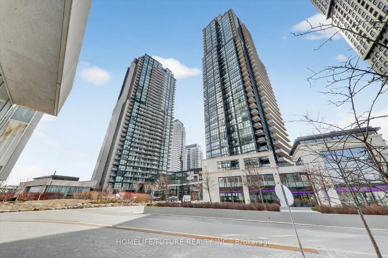 Photo 6 of Unit 1505, 2900 Highway 7, Vaughan, Concord — HOMEH