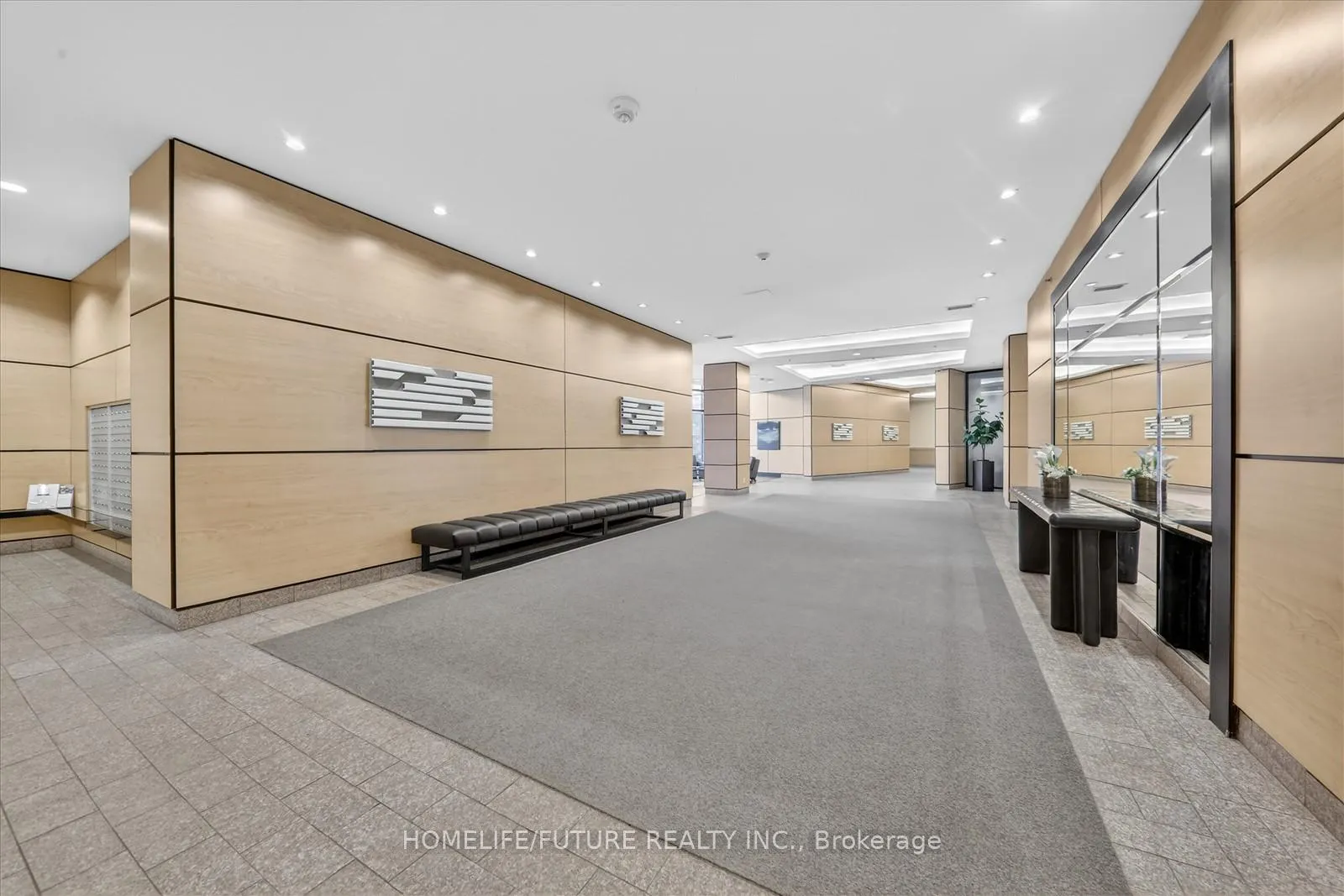 Photo 10 of Unit 1505, 2900 Highway 7, Vaughan, Concord — HOMEH
