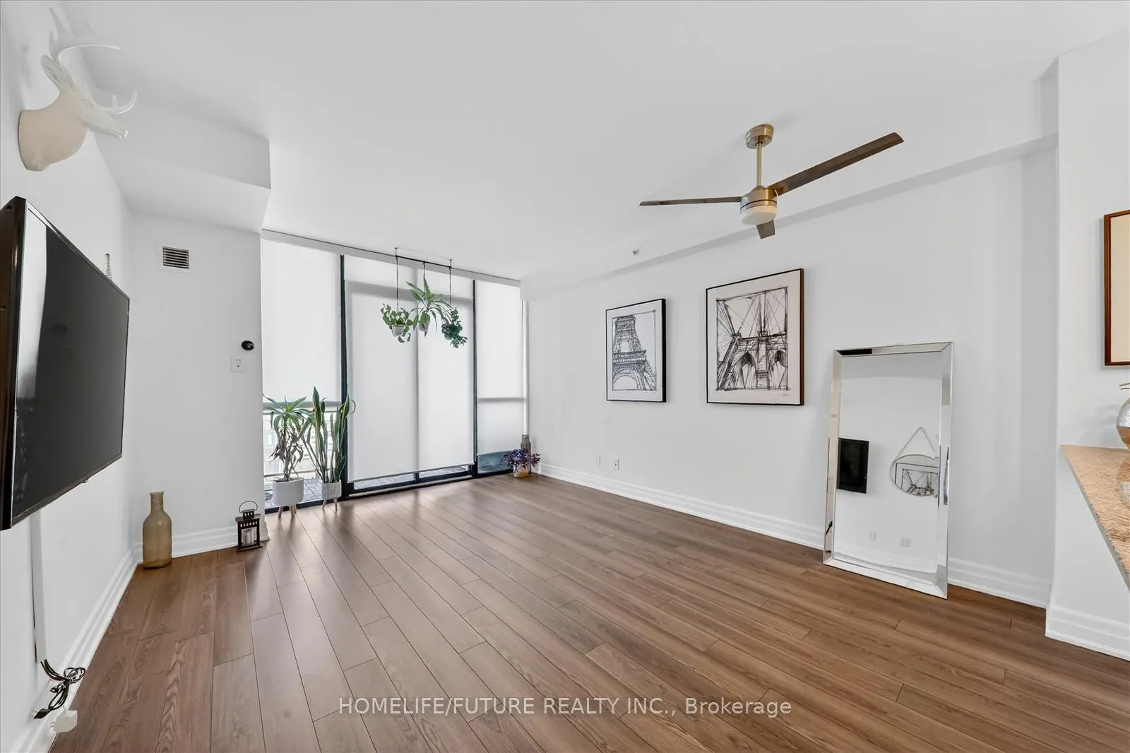 Photo 23 of Unit 1505, 2900 Highway 7, Vaughan, Concord — HOMEH