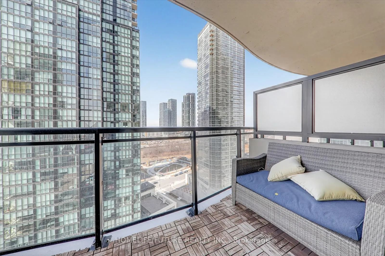 Photo 28 of Unit 1505, 2900 Highway 7, Vaughan, Concord — HOMEH