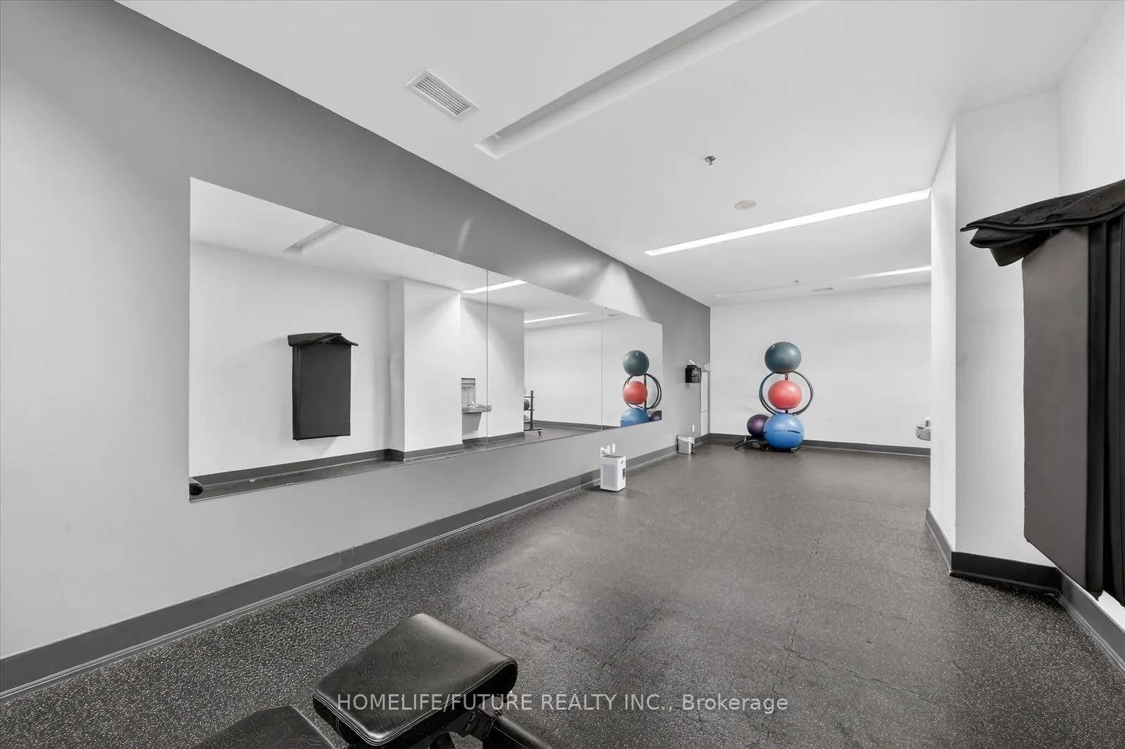 Photo 40 of Unit 1505, 2900 Highway 7, Vaughan, Concord — HOMEH