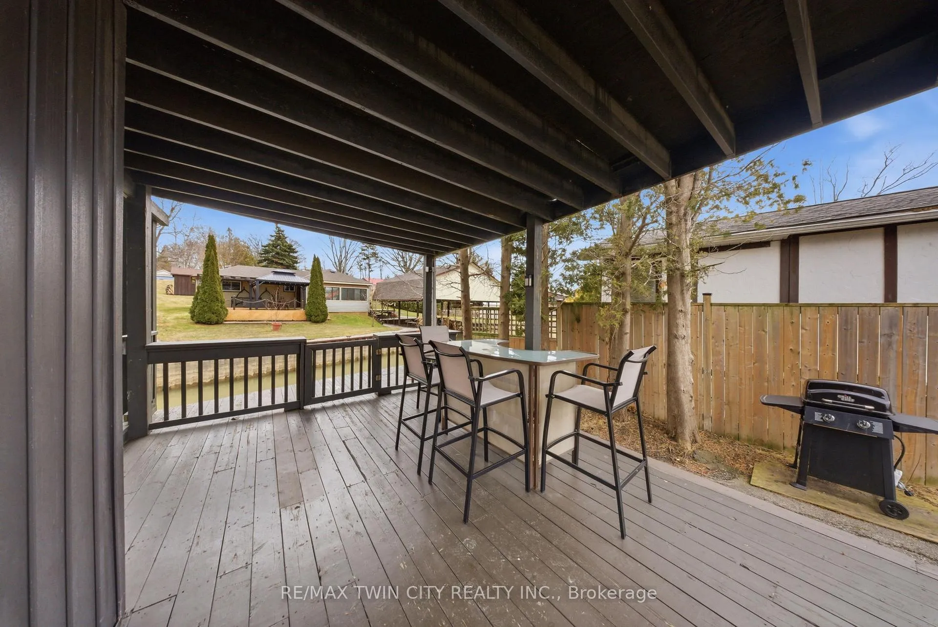 Photo 9 of 52 River Drive, Norfolk, Port Dover — HOMEH