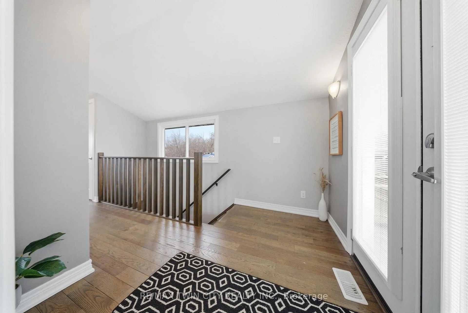 Photo 25 of 52 River Drive, Norfolk, Port Dover — HOMEH