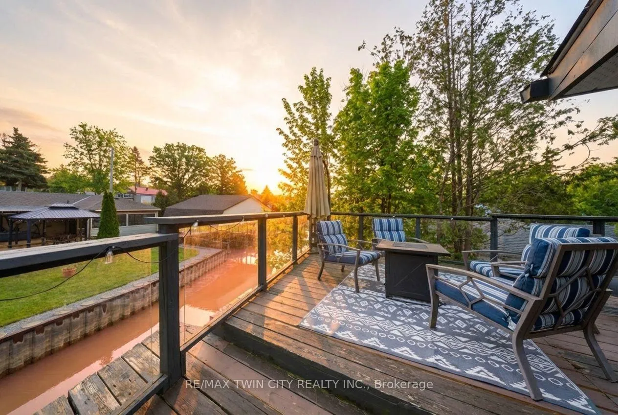 Photo 32 of 52 River Drive, Norfolk, Port Dover — HOMEH