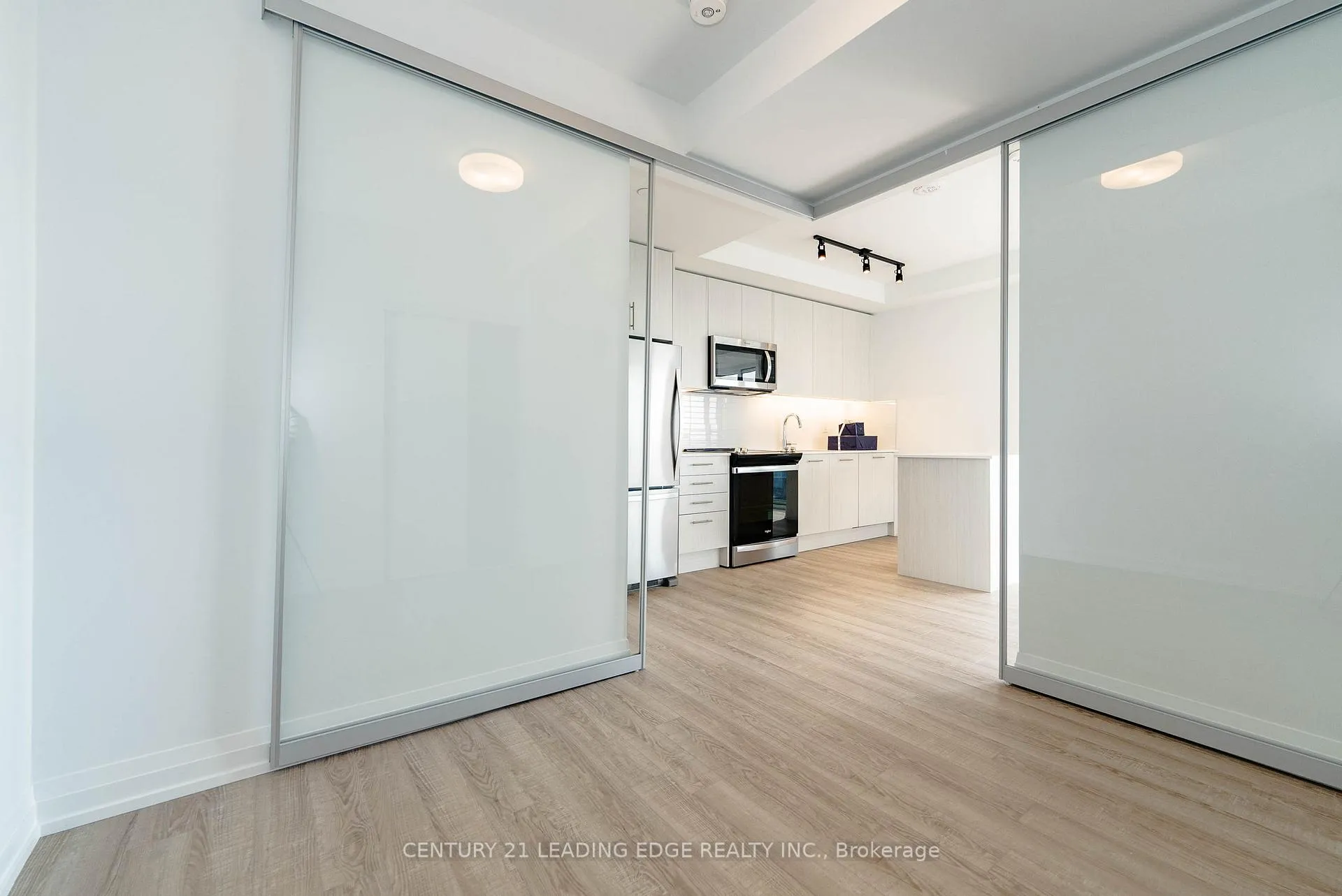 Photo 17 of Unit 1708, 286 Main Street, Toronto, East End-Danforth — HOMEH
