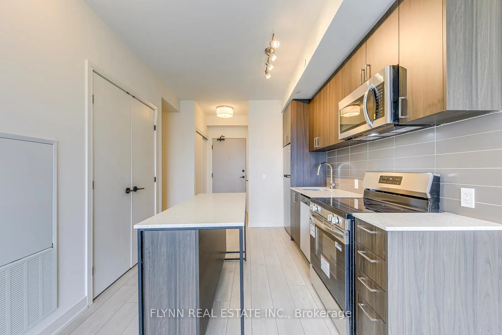 Photo 8 of Unit 1605B, 8020 Derry Road, Milton, Coates — HOMEH