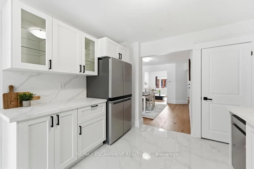 Photo 9 of 63 Argyle Avenue, Hamilton, Crown Point — HOMEH