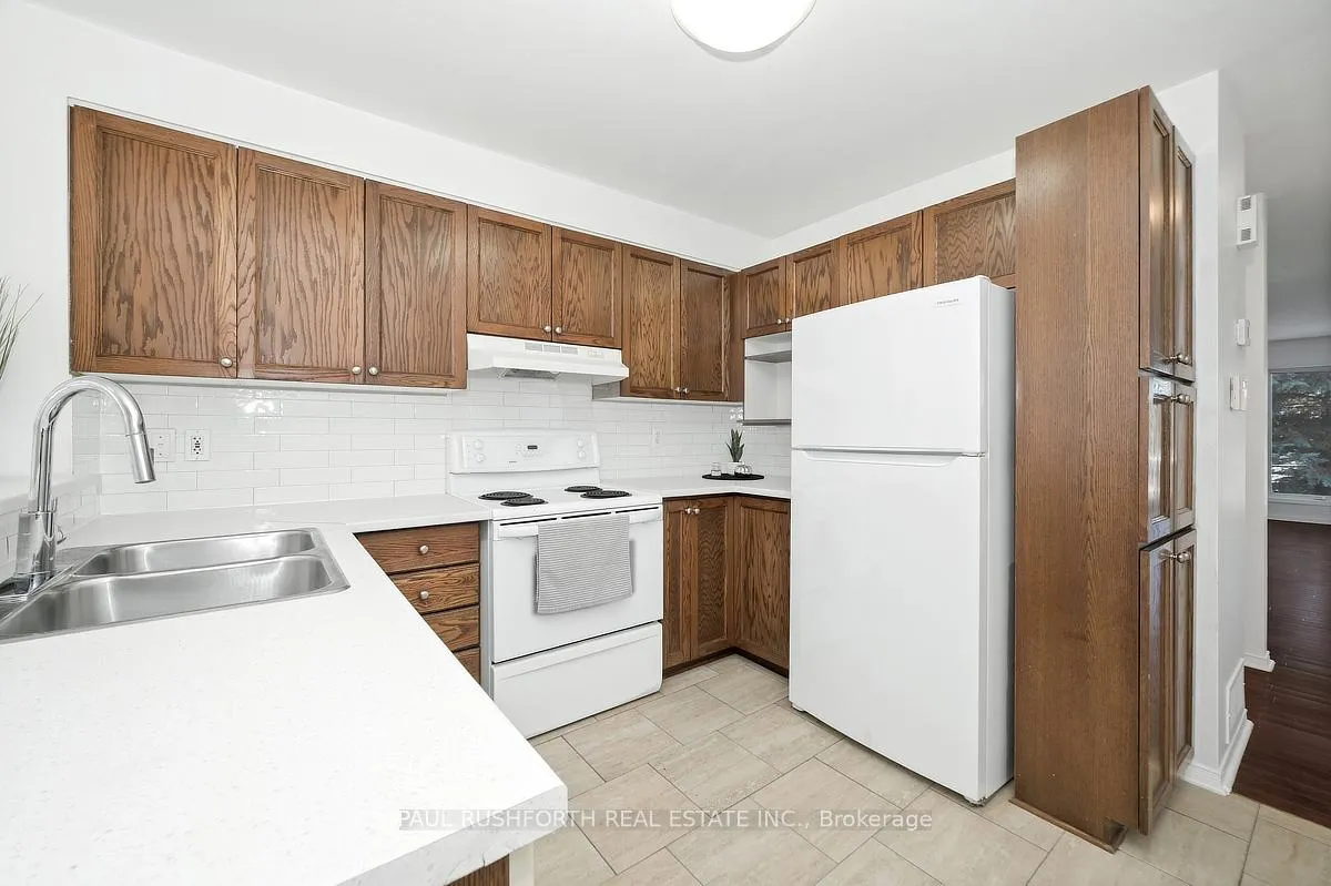 Photo 16 of 2232 Bois Vert Place, Ottawa, Avalon East — HOMEH
