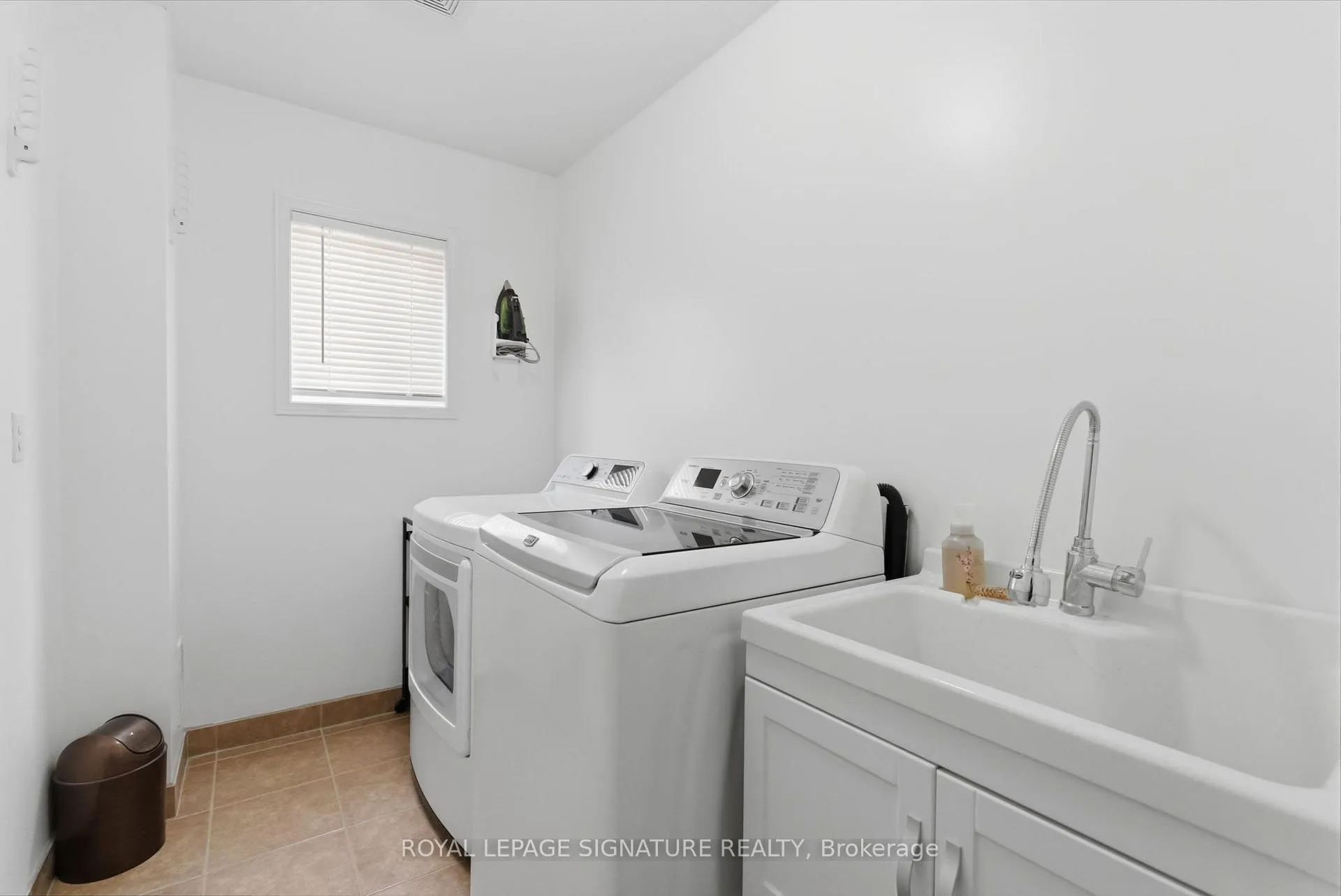 Photo 19 of 1756 Arborwood Drive, Oshawa, Taunton — HOMEH