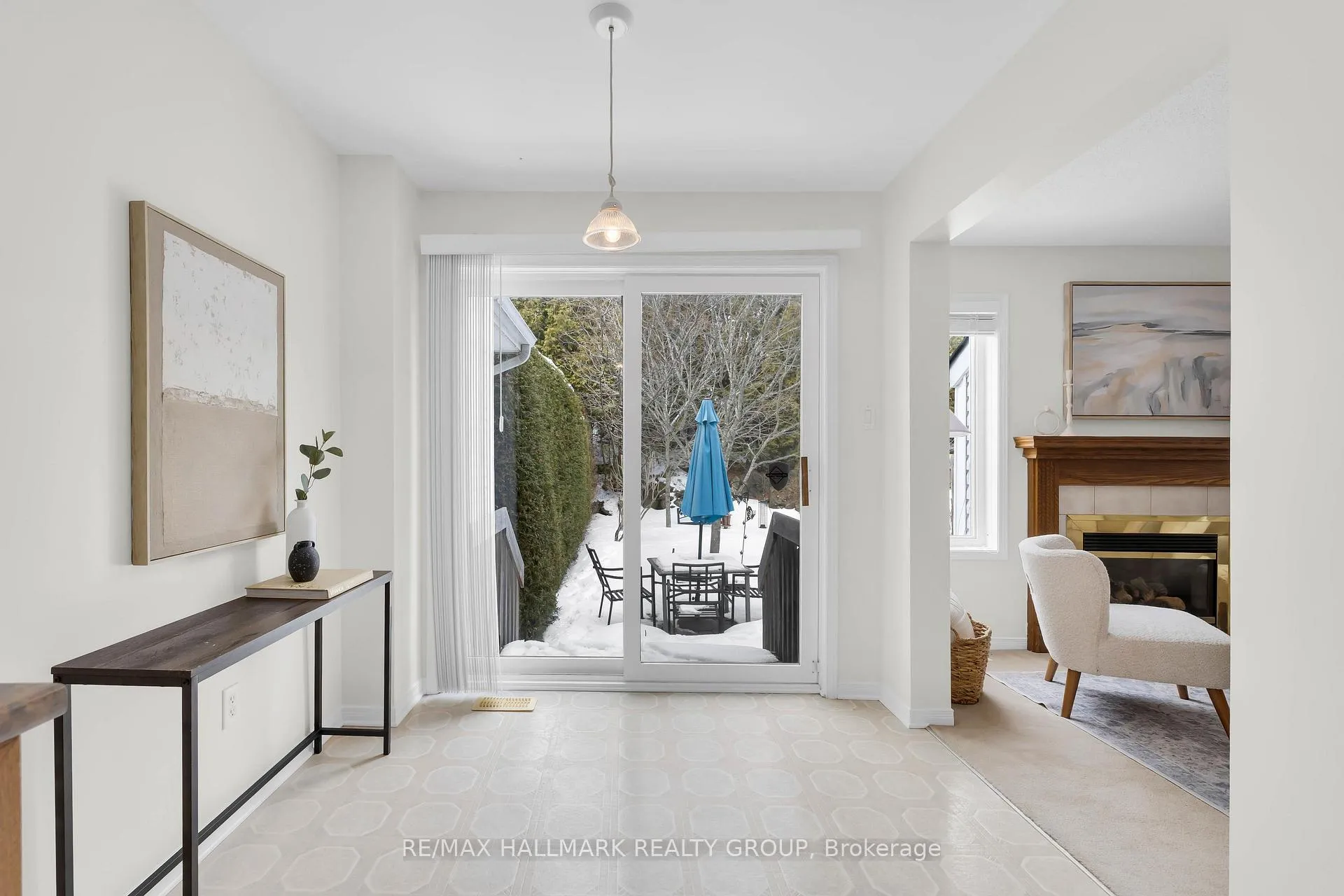 Photo 11 of 40 Goldridge Drive, Ottawa, Kanata - Kanata Lakes/Heritage Hills — HOMEH