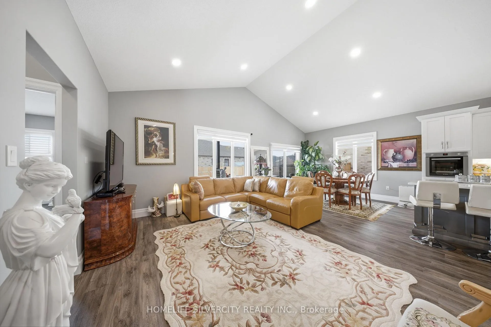 Photo 14 of 24 Winchester Crescent, North Perth, Elma — HOMEH