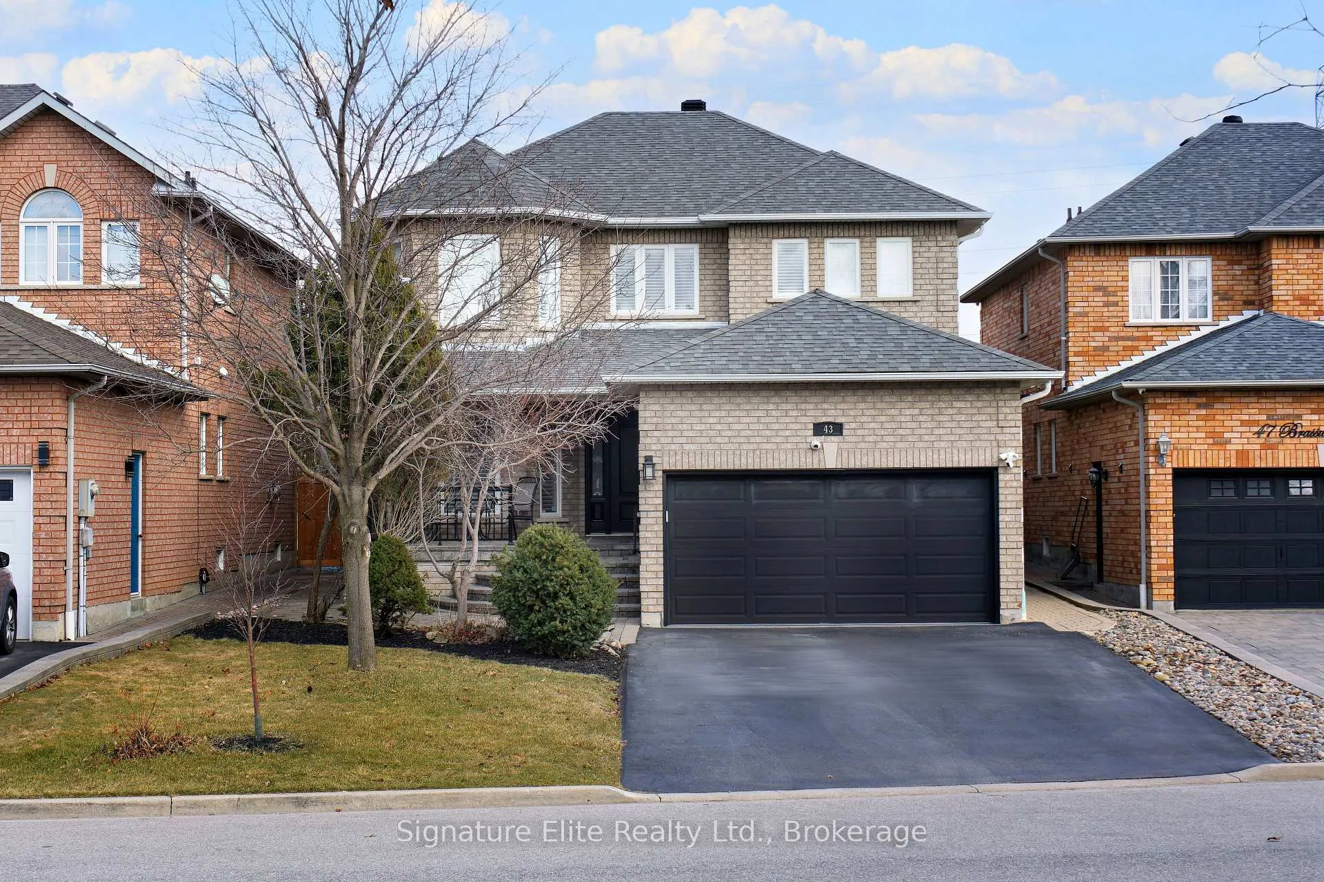 Photo 1 of 43 Brasswinds Court, Vaughan, West Woodbridge — HOMEH