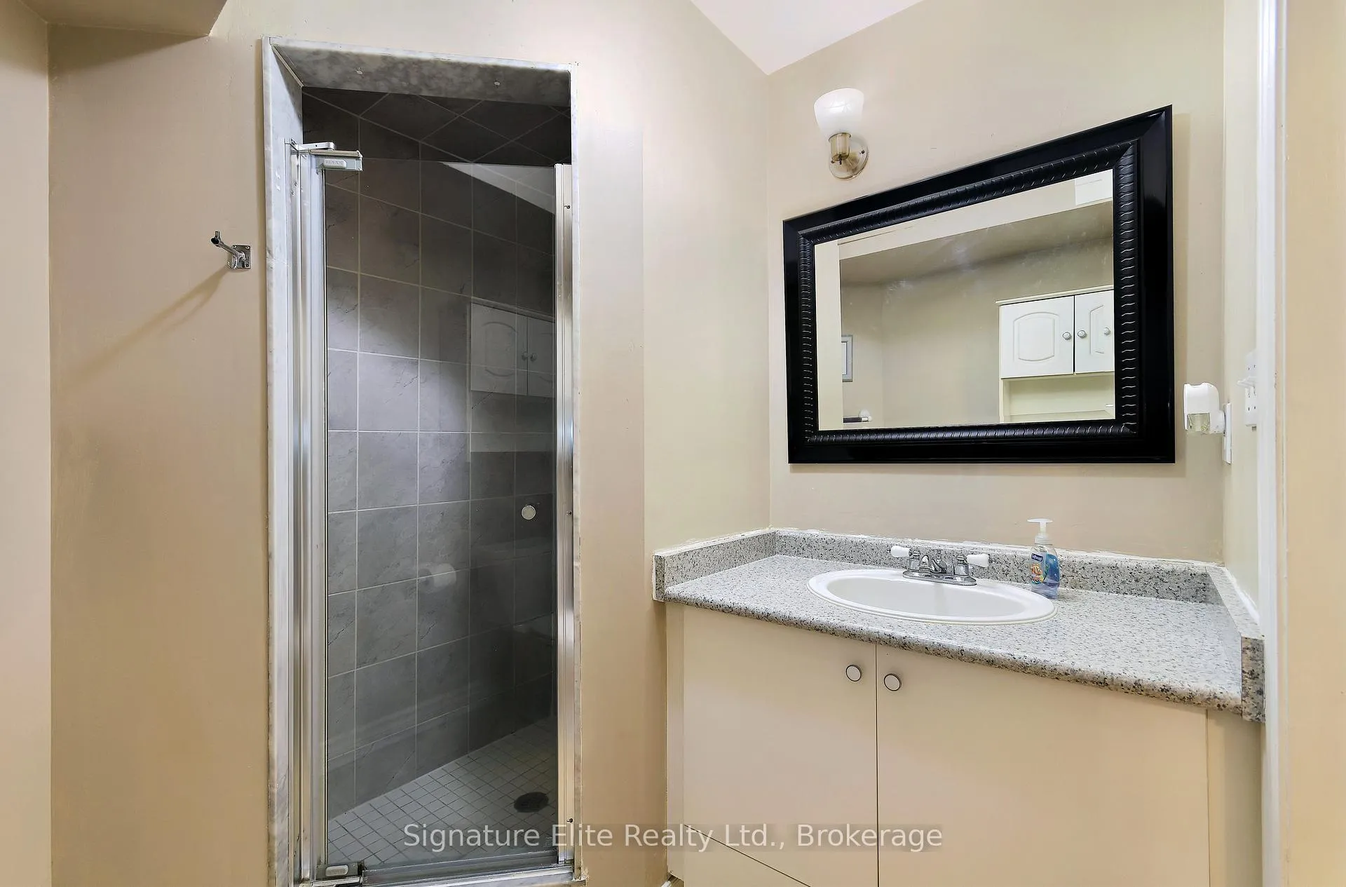 Photo 33 of 43 Brasswinds Court, Vaughan, West Woodbridge — HOMEH