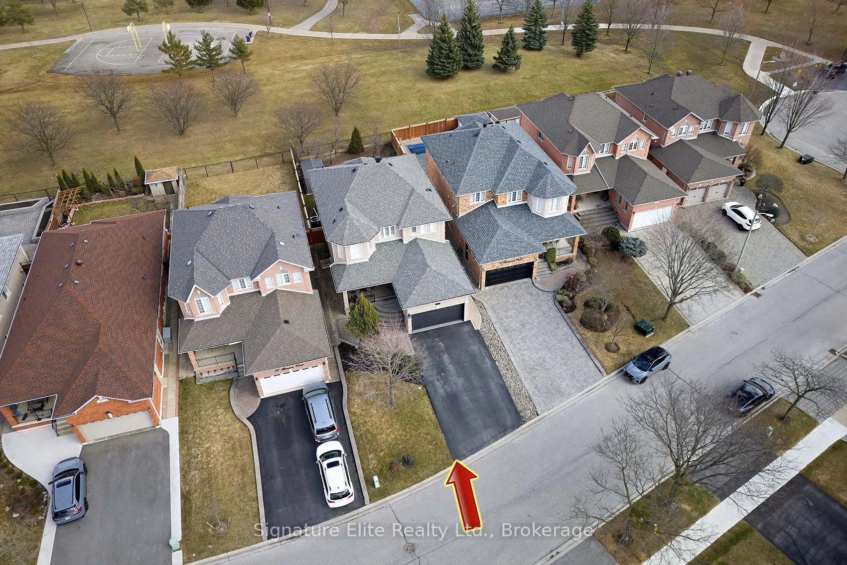 Photo 37 of 43 Brasswinds Court, Vaughan, West Woodbridge — HOMEH