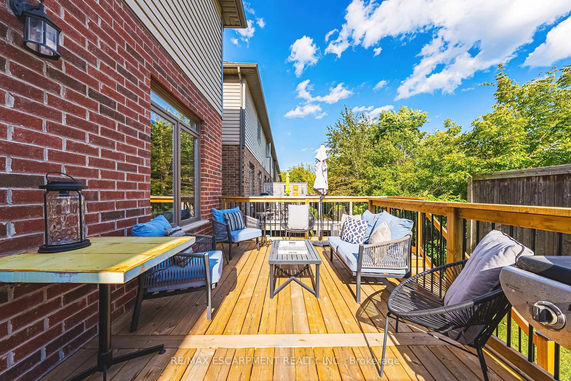 Photo 28 of 83 Southshore Crescent, Hamilton, Lakeshore — HOMEH