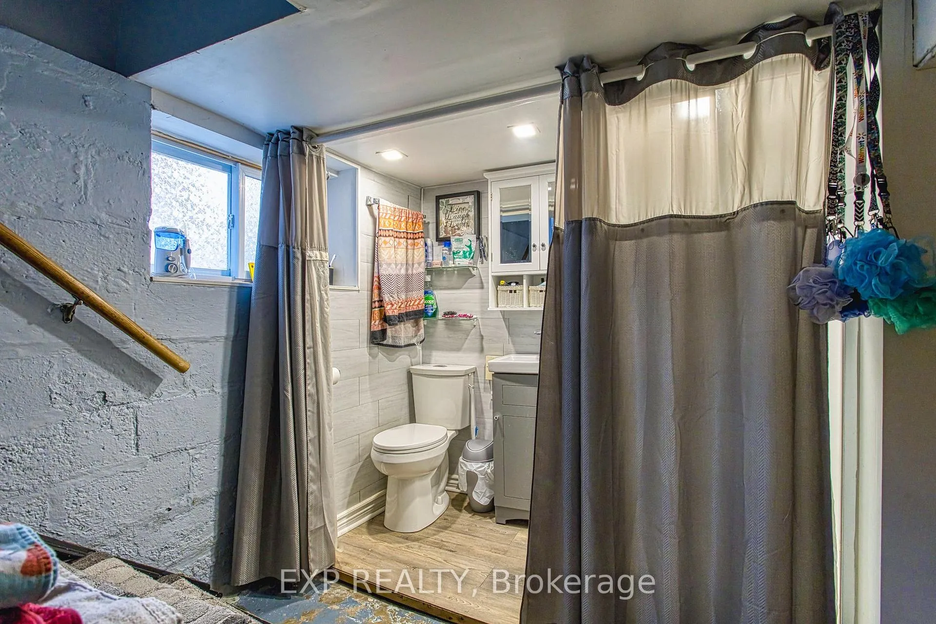 Photo 20 of 145 Albany Avenue, Hamilton, Homeside — HOMEH