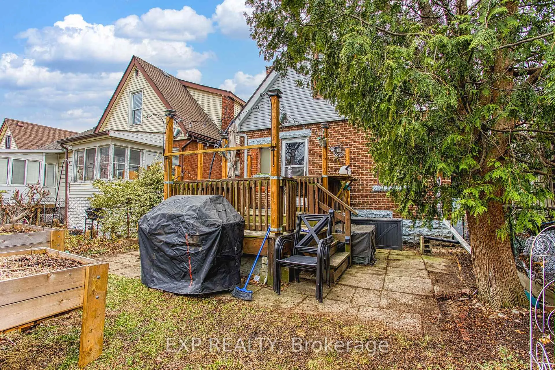 Photo 25 of 145 Albany Avenue, Hamilton, Homeside — HOMEH