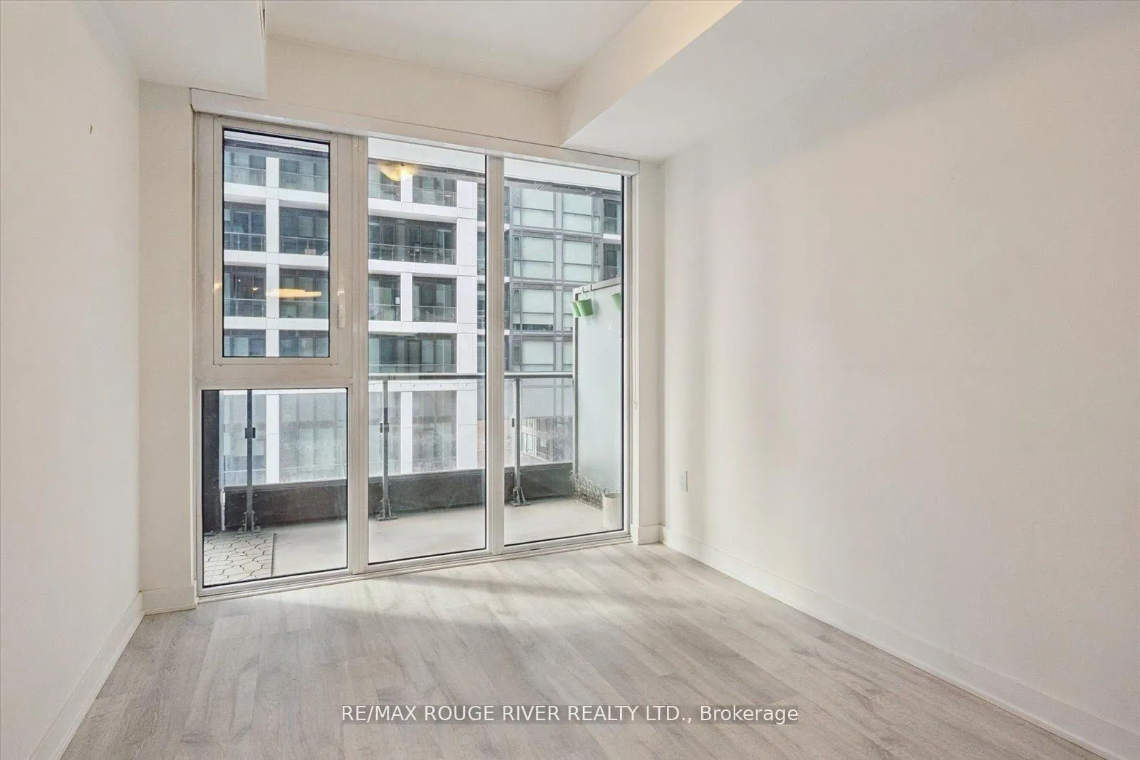 Photo 23 of Unit 531, 60 Princess Street, Toronto, Waterfront Communities — HOMEH