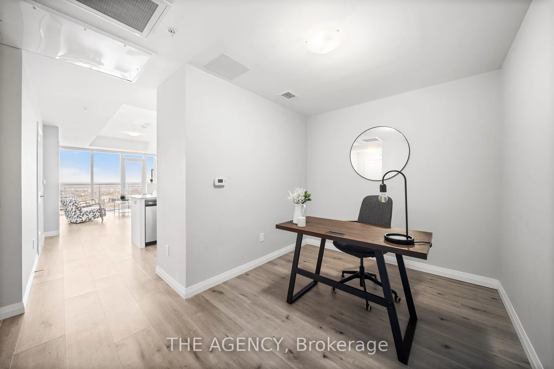 Photo 7 of Unit 2712, 60 Charles Street W, Kitchener — HOMEH