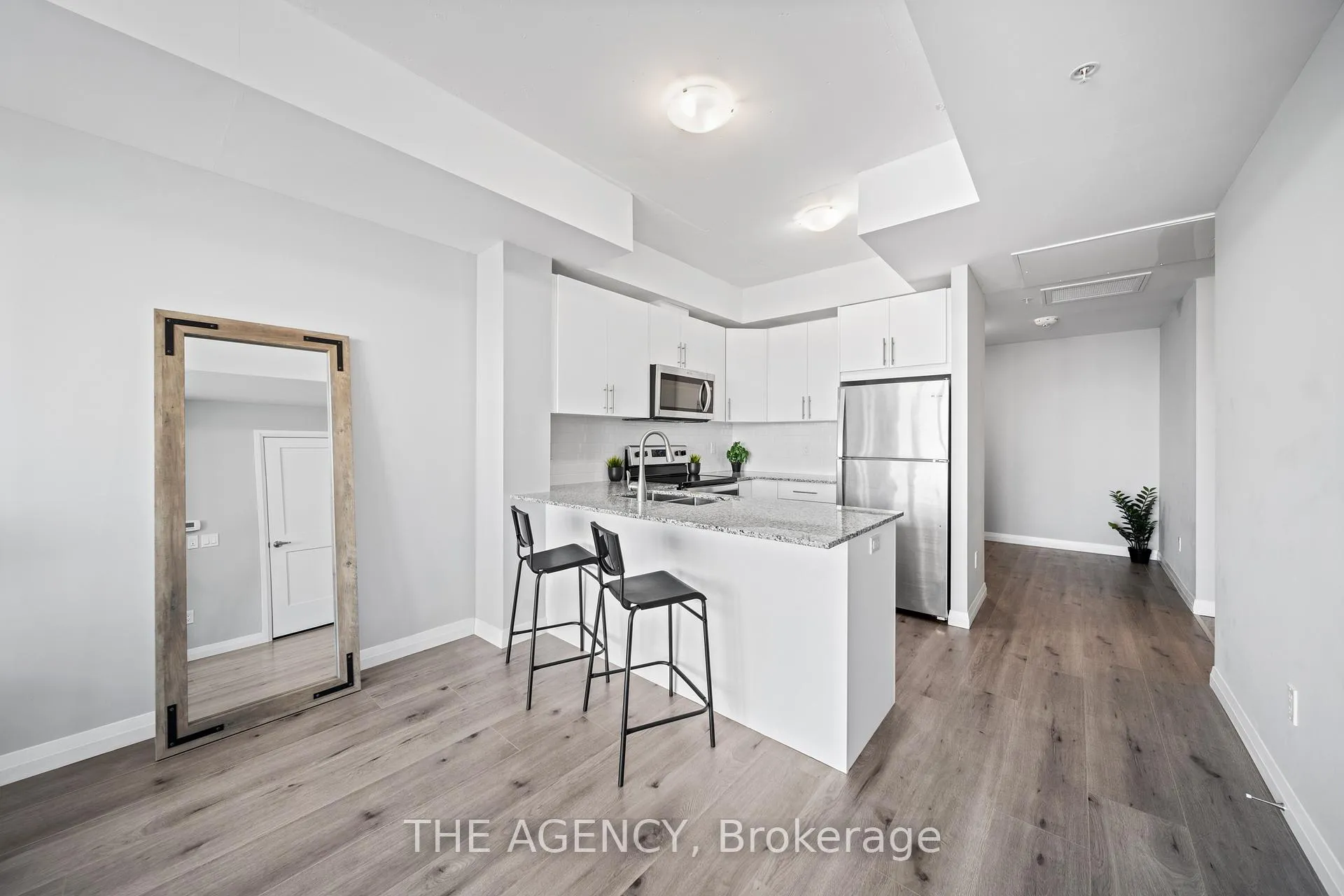 Photo 10 of Unit 2712, 60 Charles Street W, Kitchener — HOMEH
