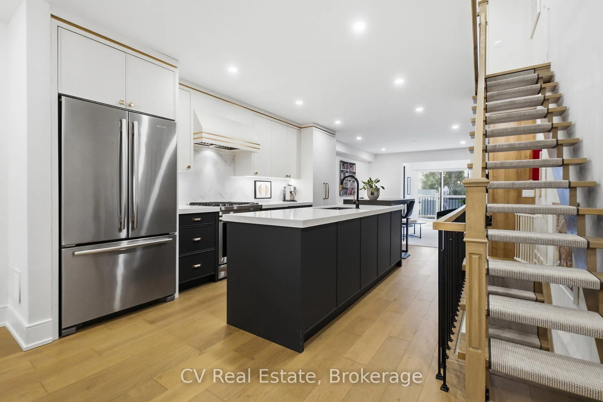 Photo 6 of 324 Winona Drive, Toronto, Oakwood Village — HOMEH