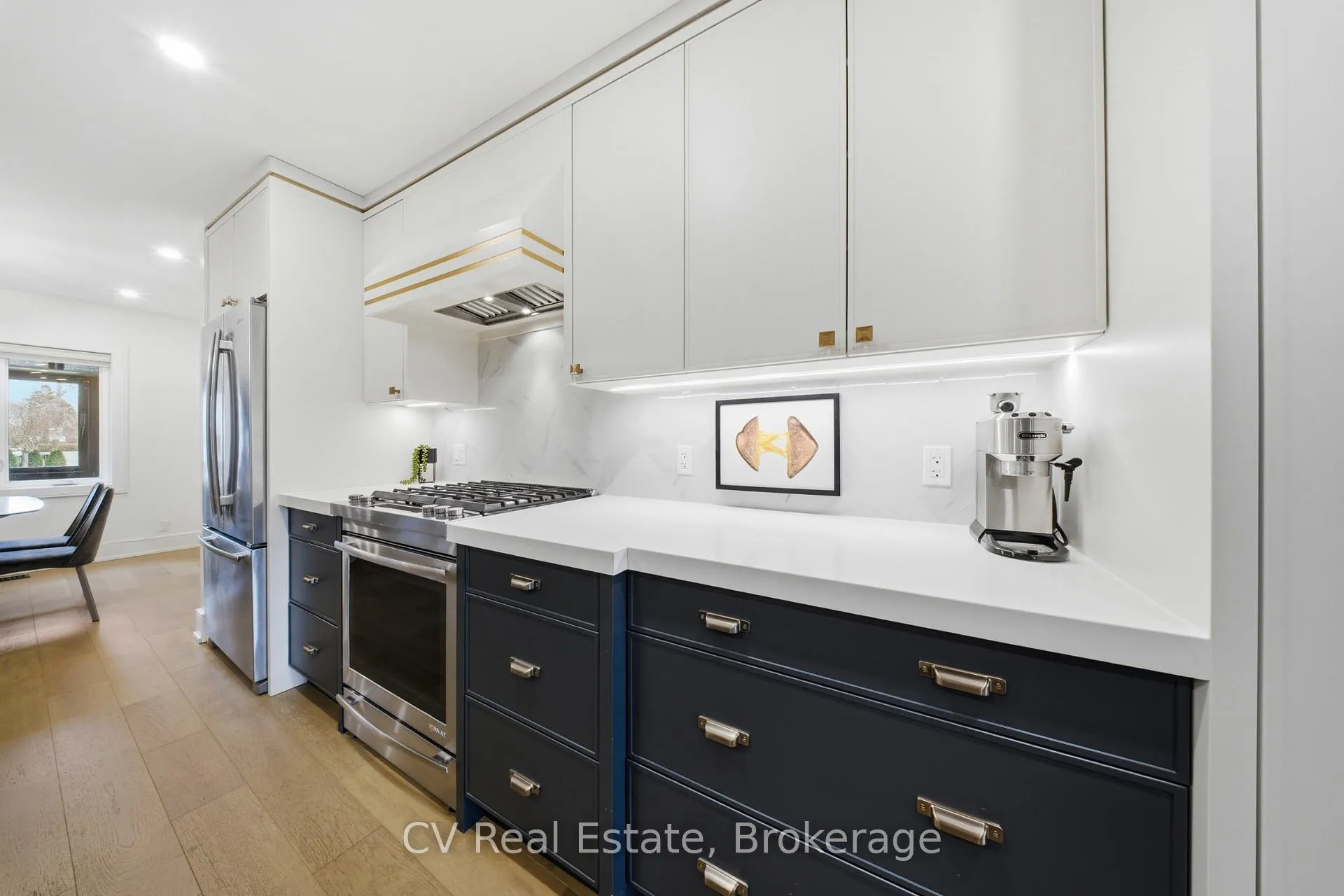 Photo 9 of 324 Winona Drive, Toronto, Oakwood Village — HOMEH
