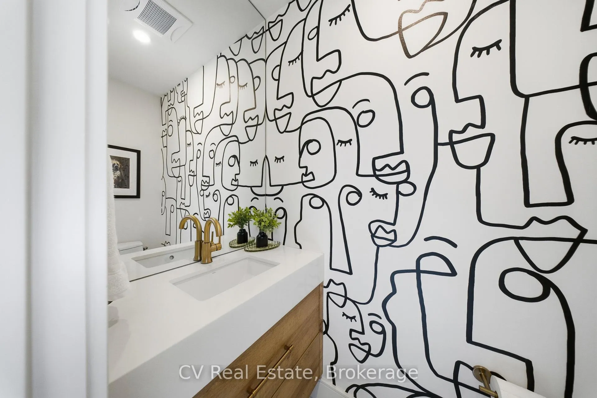 Photo 14 of 324 Winona Drive, Toronto, Oakwood Village — HOMEH